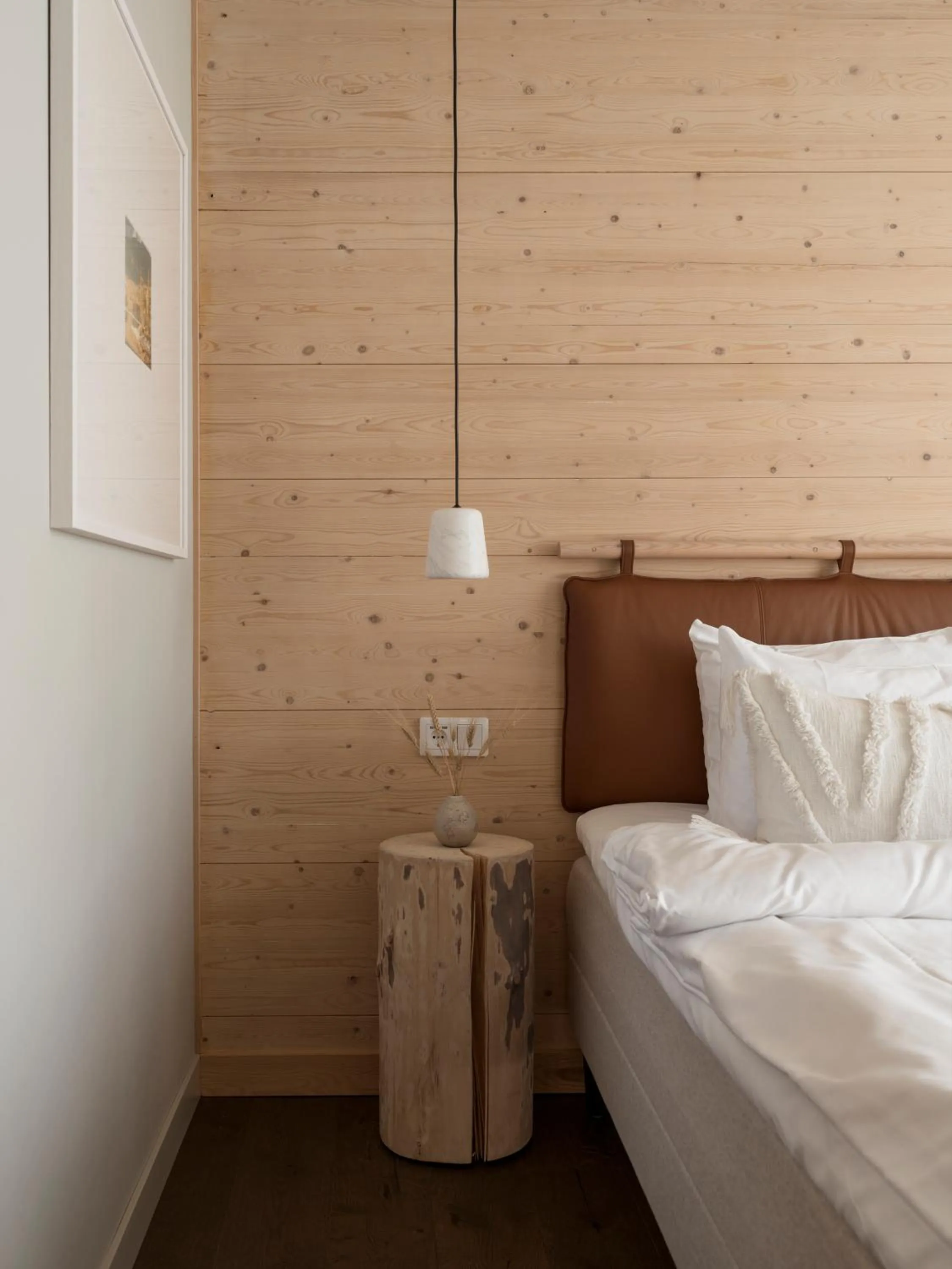 Bed in The Wood Hotel by Elite