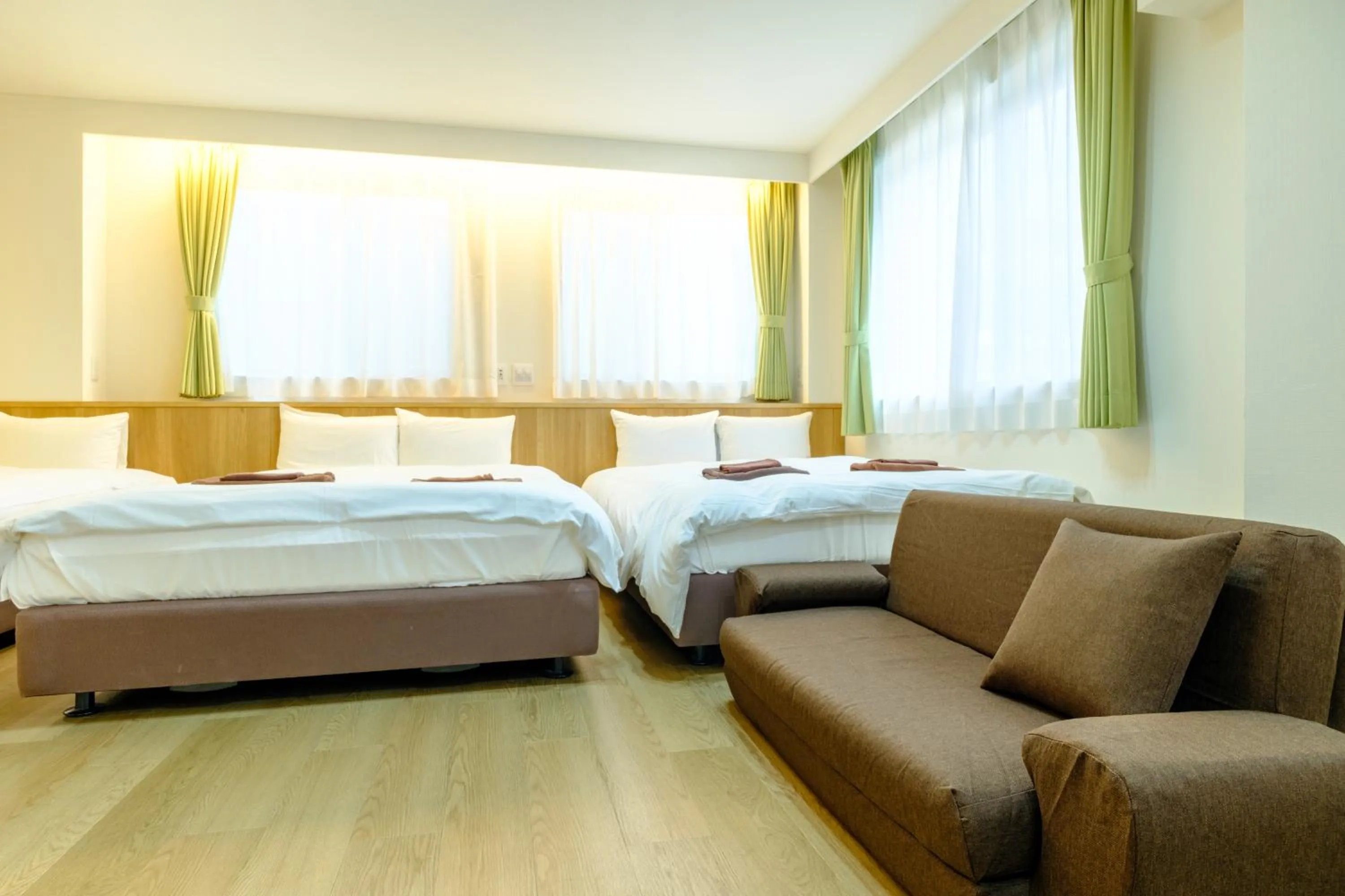 Bed in Serendipity Kinshicho - 2 mins to JR Station - Near Skytree & Foodie hub