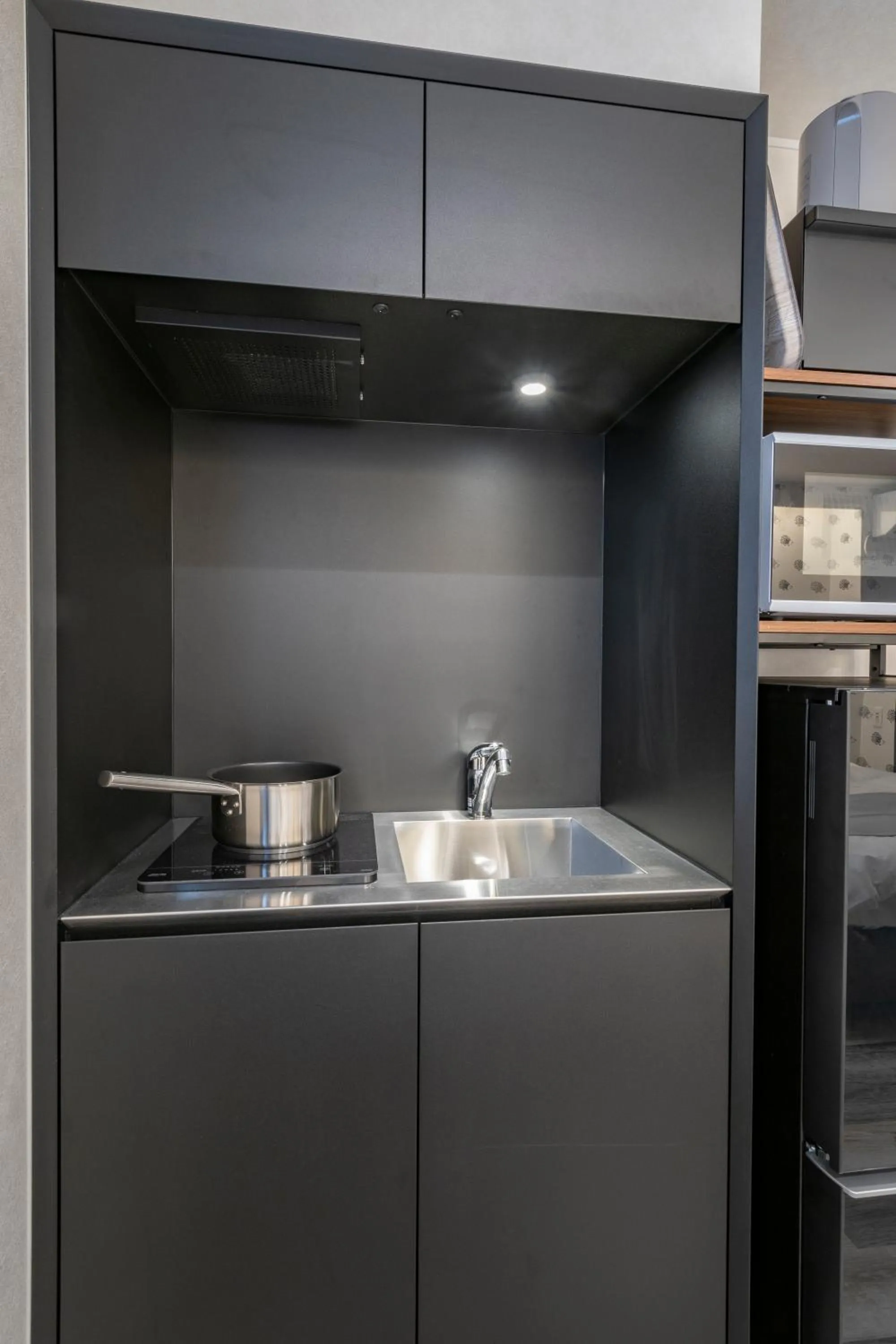 Kitchen or kitchenette in Serendipity Kinshicho - 2 mins to JR Station - Near Skytree & Foodie hub