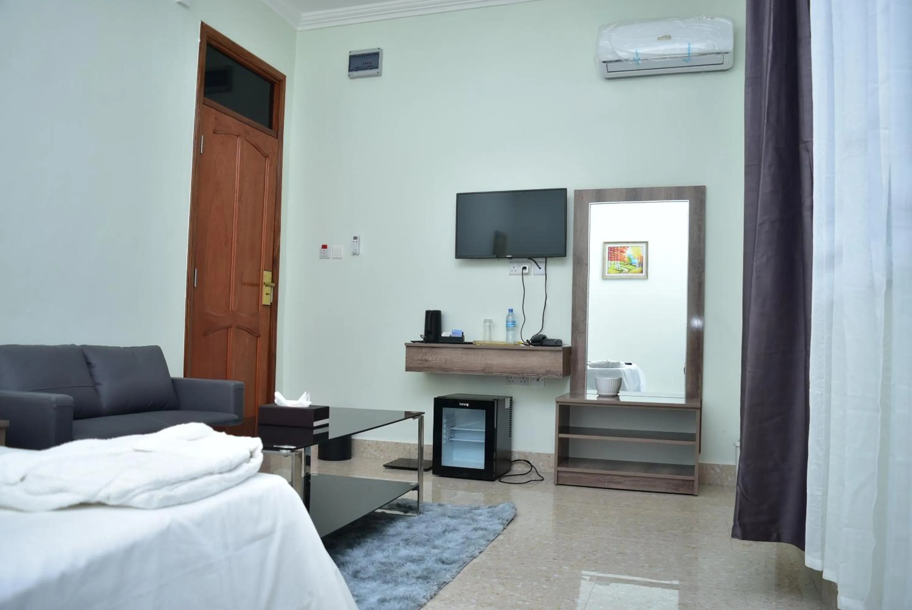 TV and multimedia, Bed in La Stanar Hotel