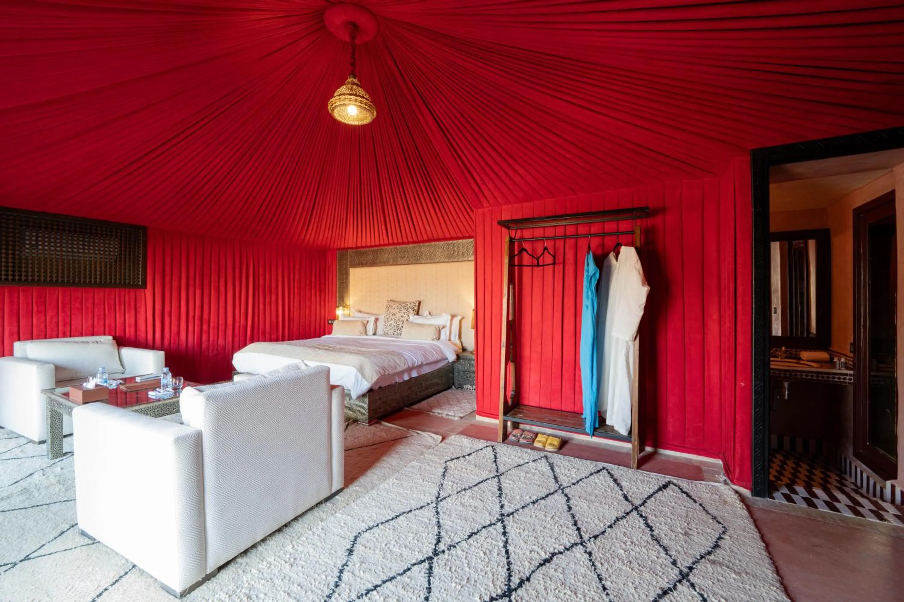 Bed in Kalyptus Luxury Camp