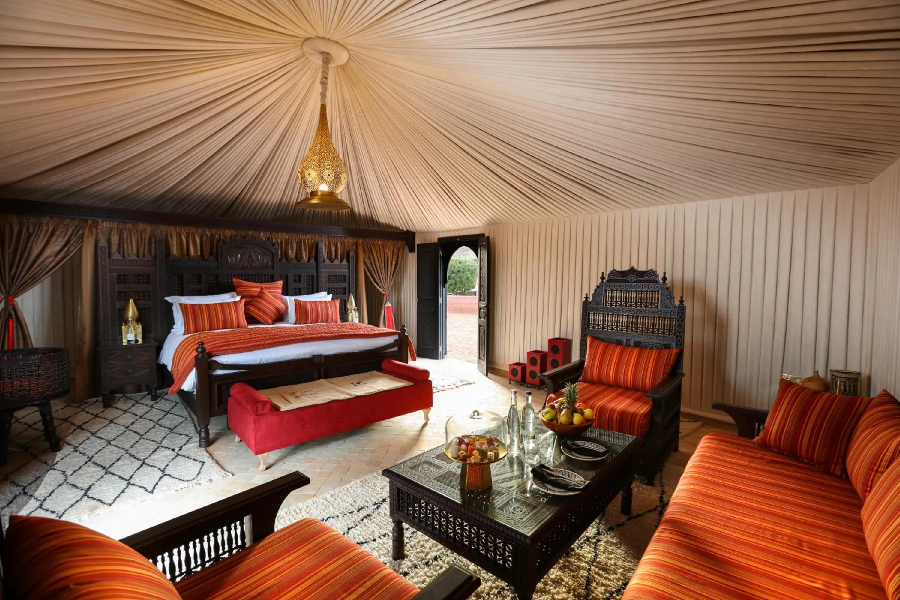 Bed in Kalyptus Luxury Camp