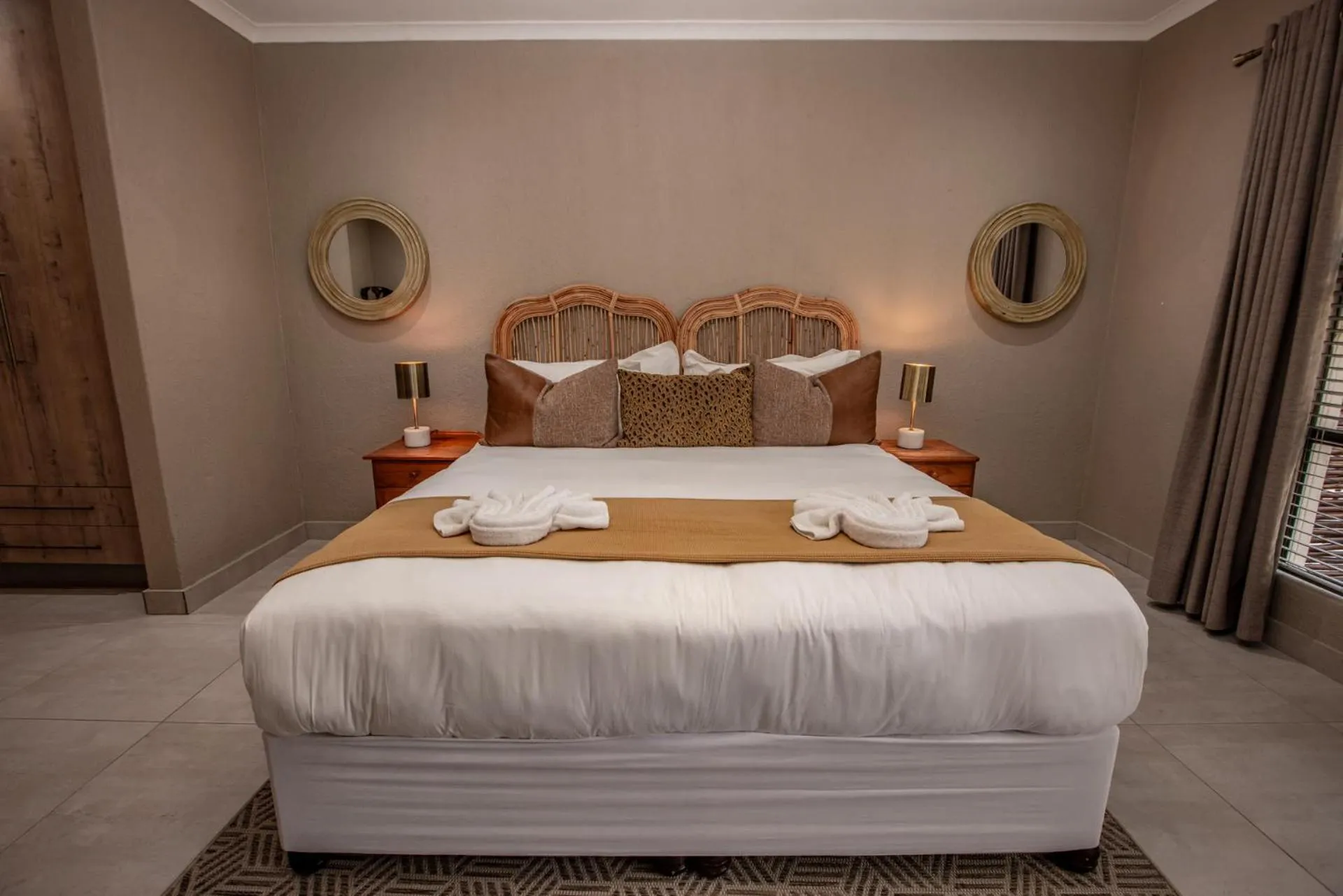 Bed in Bushbaby Valley Lodge