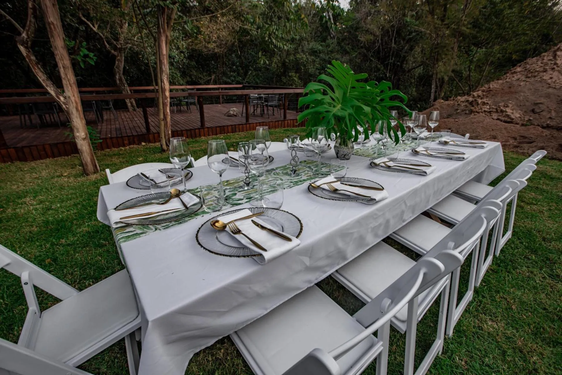 Restaurant/places to eat in Bushbaby Valley Lodge