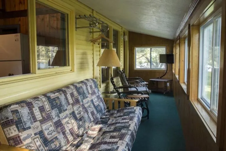 Riverside Point Resort