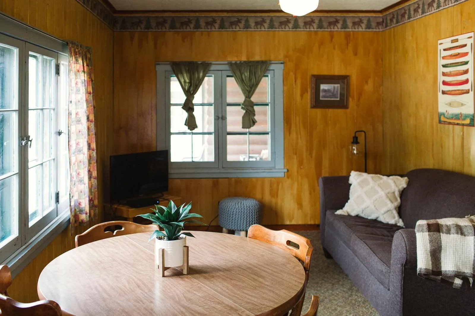 Living room in Riverside Point Resort