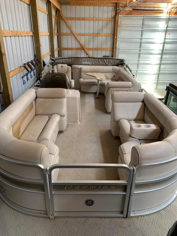 Riverside Point Resort