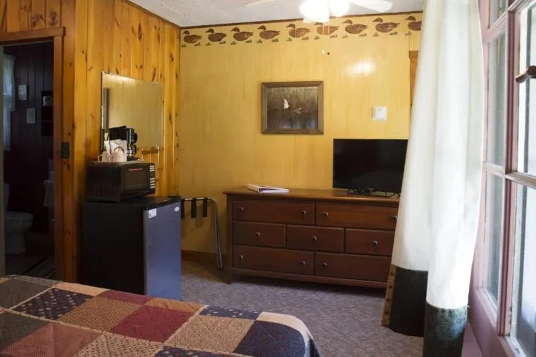 Riverside Point Resort