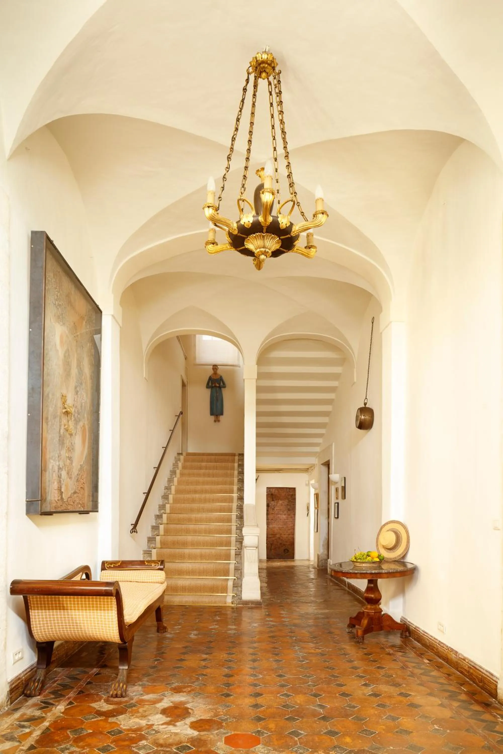 Lobby or reception in Hôtel particulier de Tingry - Pierres d'Histoire