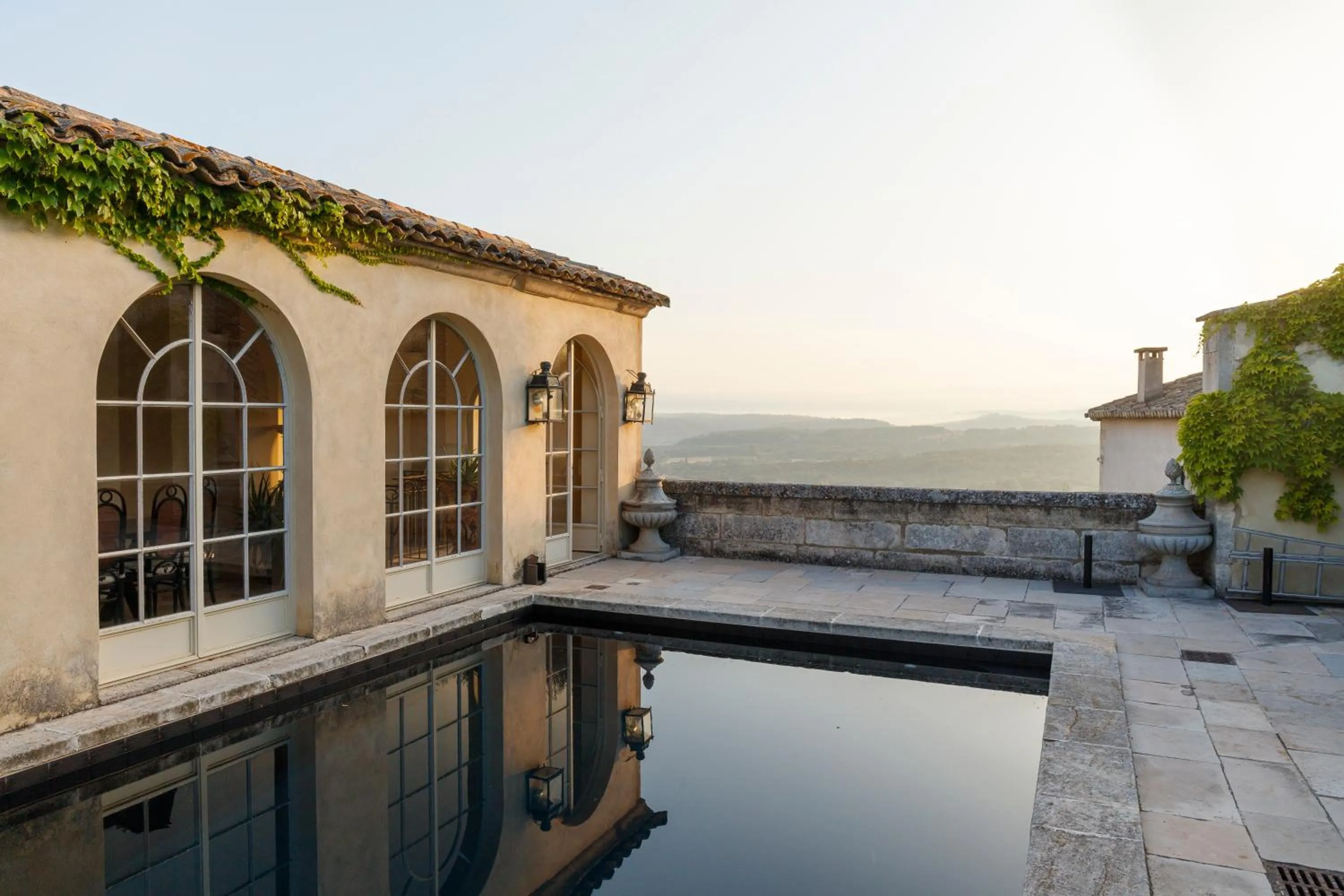 Swimming pool in Hôtel particulier de Tingry - Pierres d'Histoire