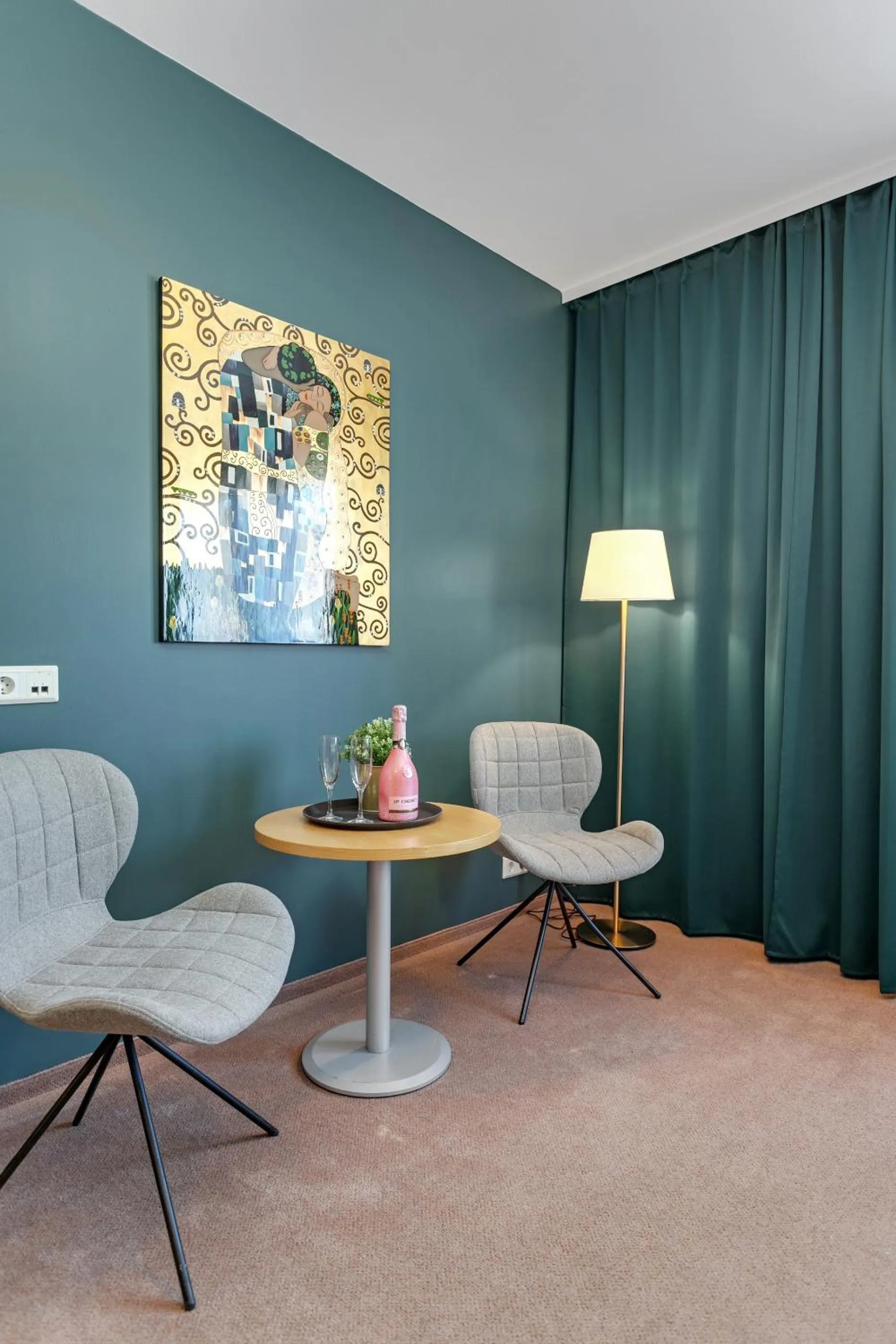 Seating area in Hotel Kvika