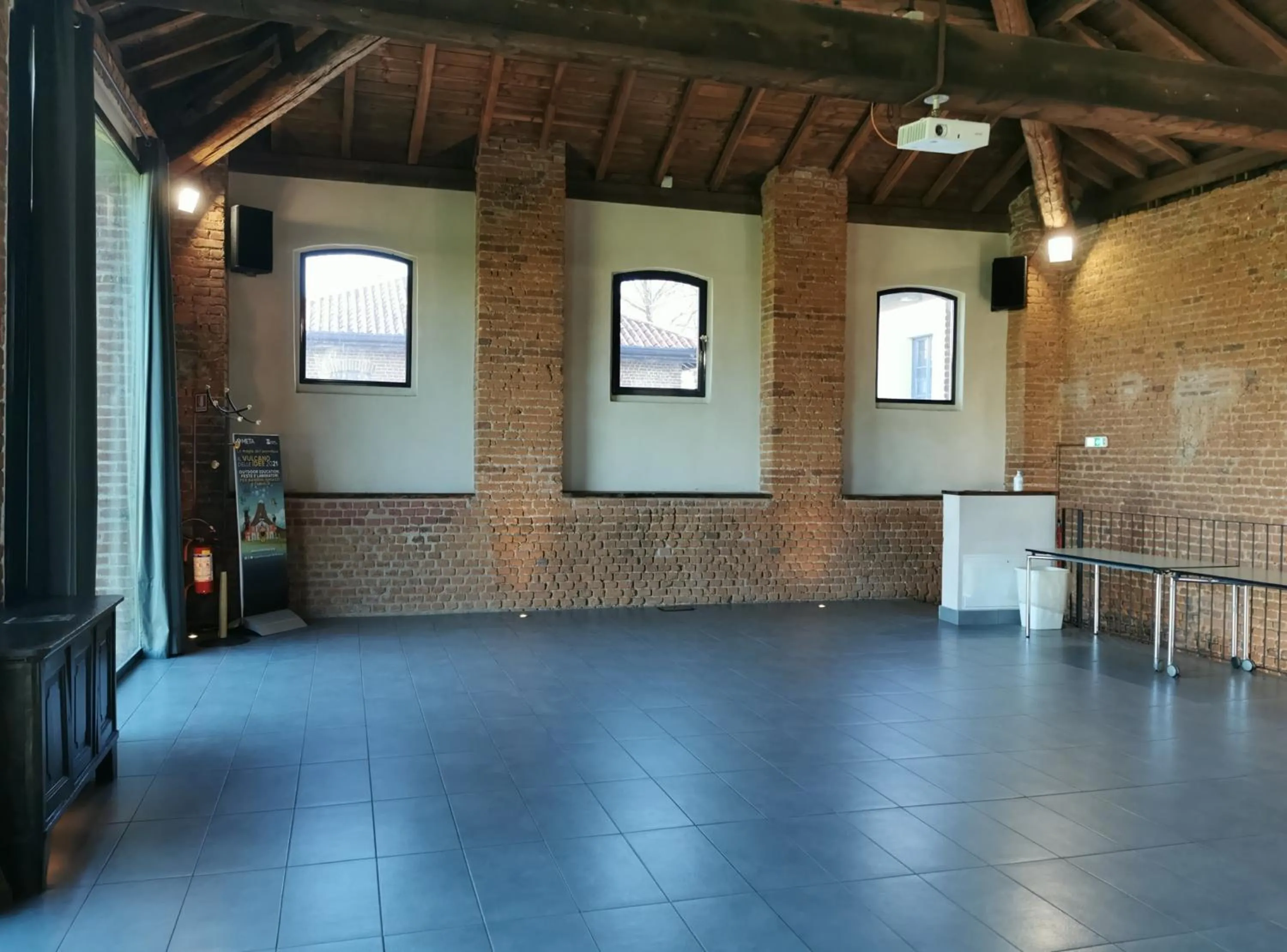 Meeting/conference room in B&B e Ostello, Parco di Monza, CASCINA COSTA ALTA