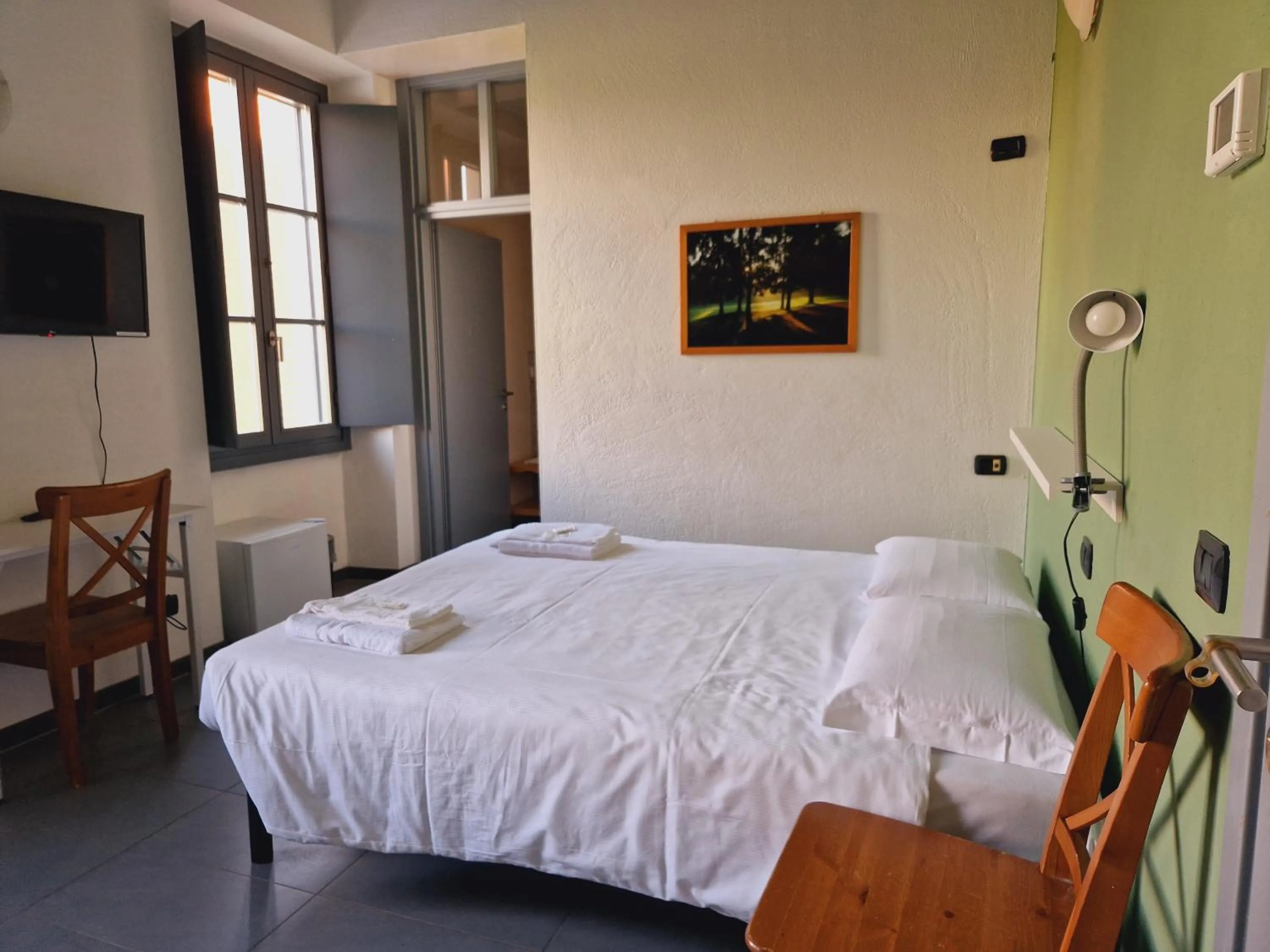 Bed in B&B e Ostello, Parco di Monza, CASCINA COSTA ALTA