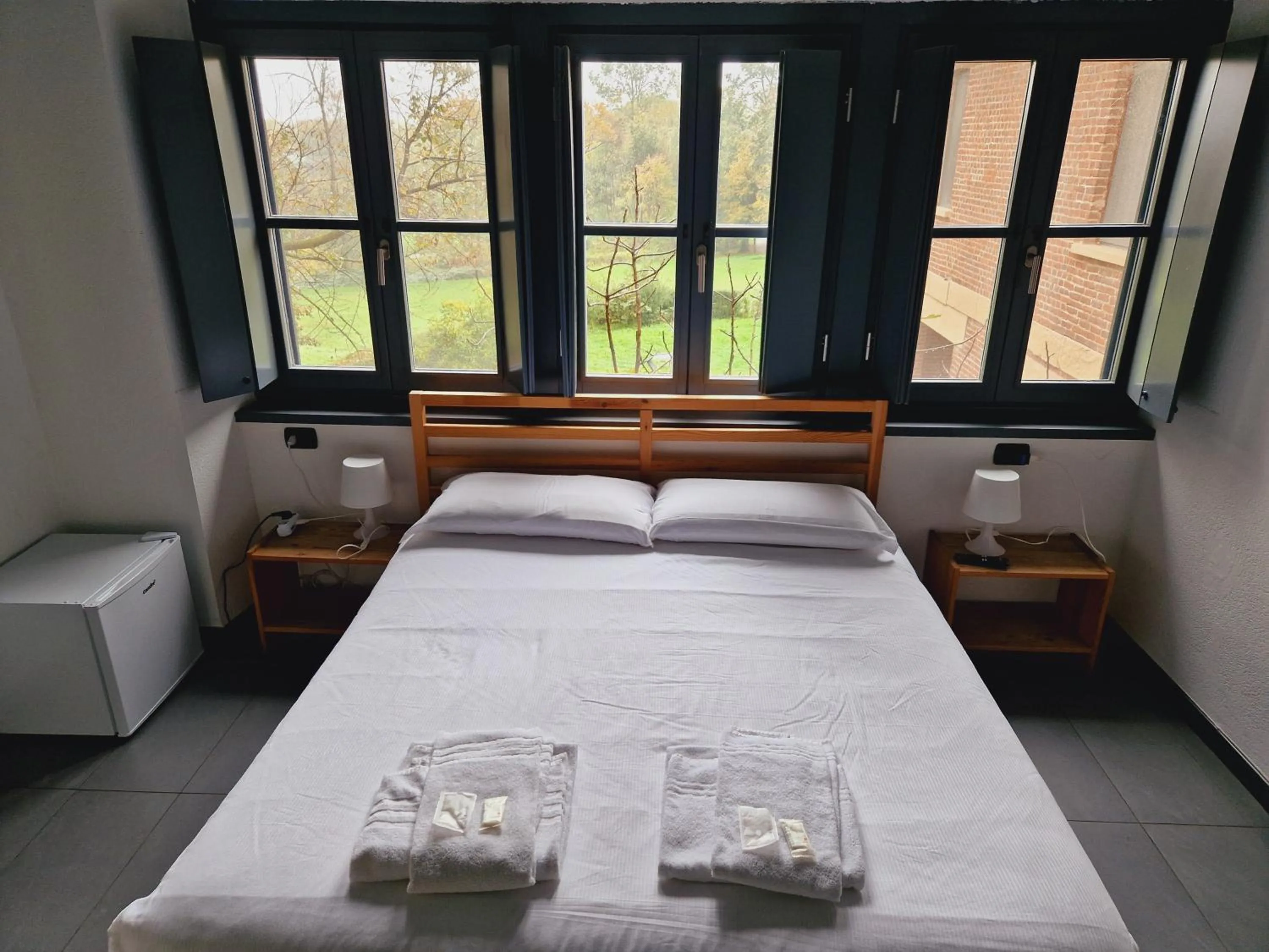 Bed in B&B e Ostello, Parco di Monza, CASCINA COSTA ALTA