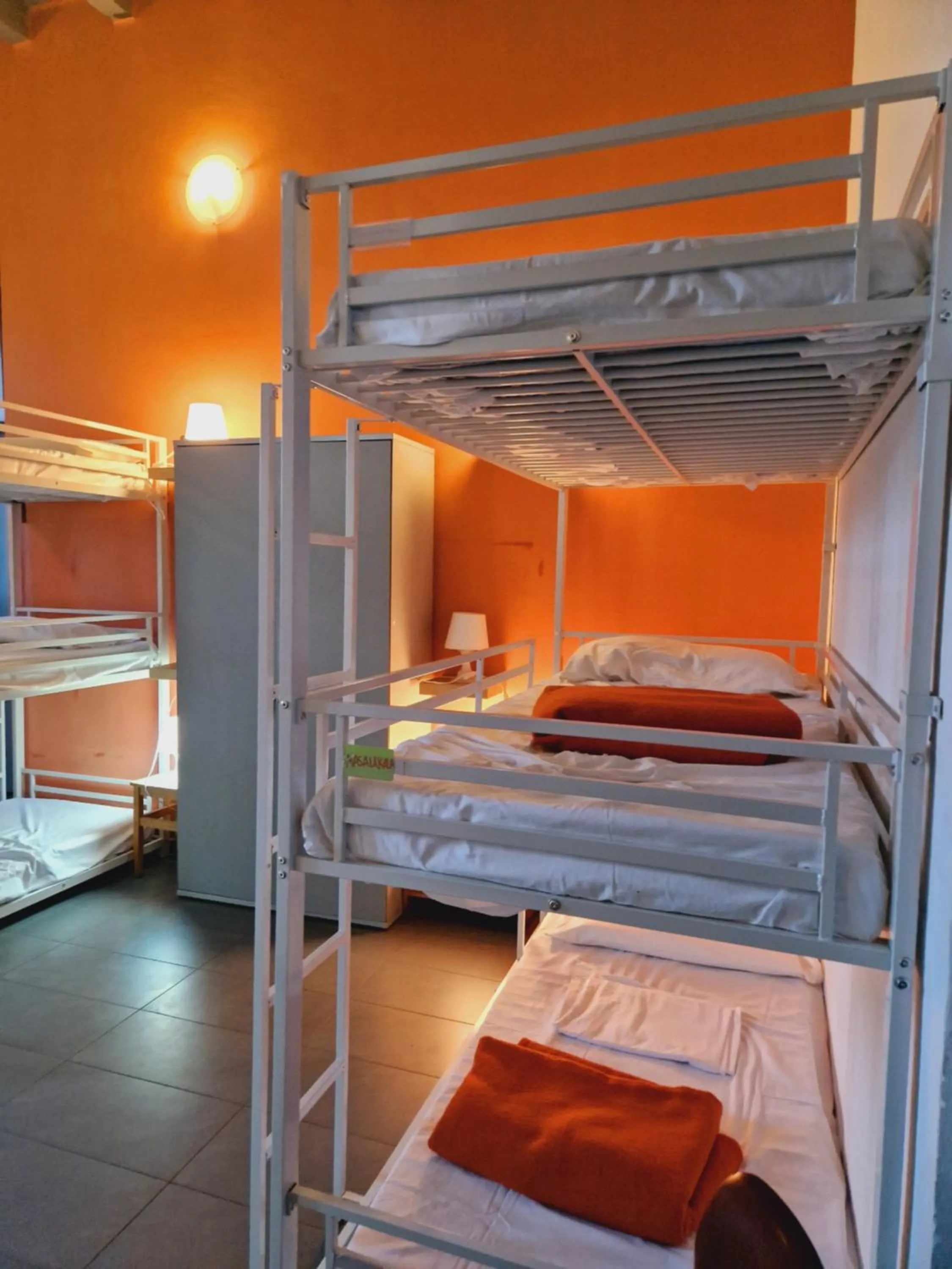 Bed in B&B e Ostello, Parco di Monza, CASCINA COSTA ALTA