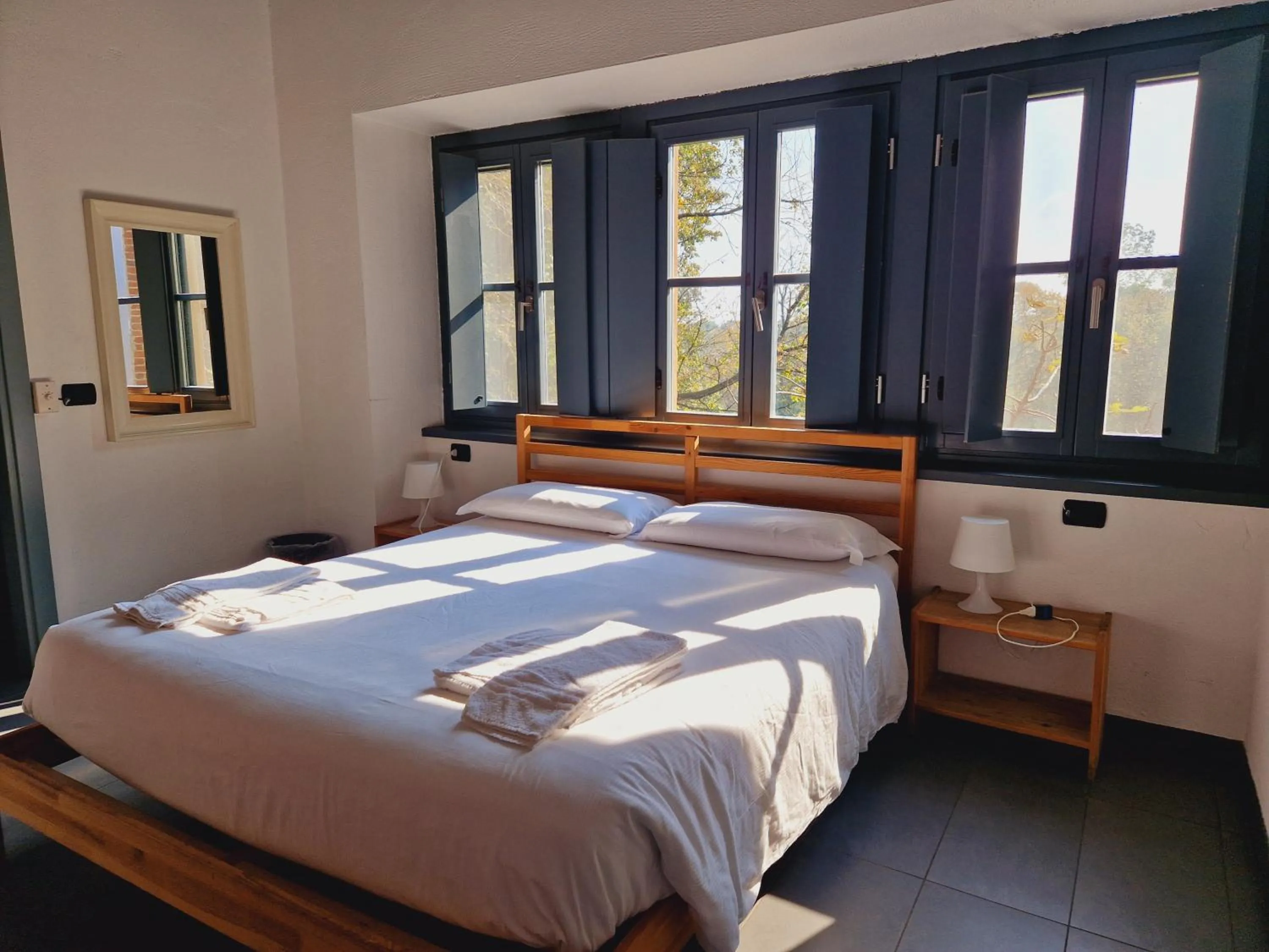 Bed in B&B e Ostello, Parco di Monza, CASCINA COSTA ALTA