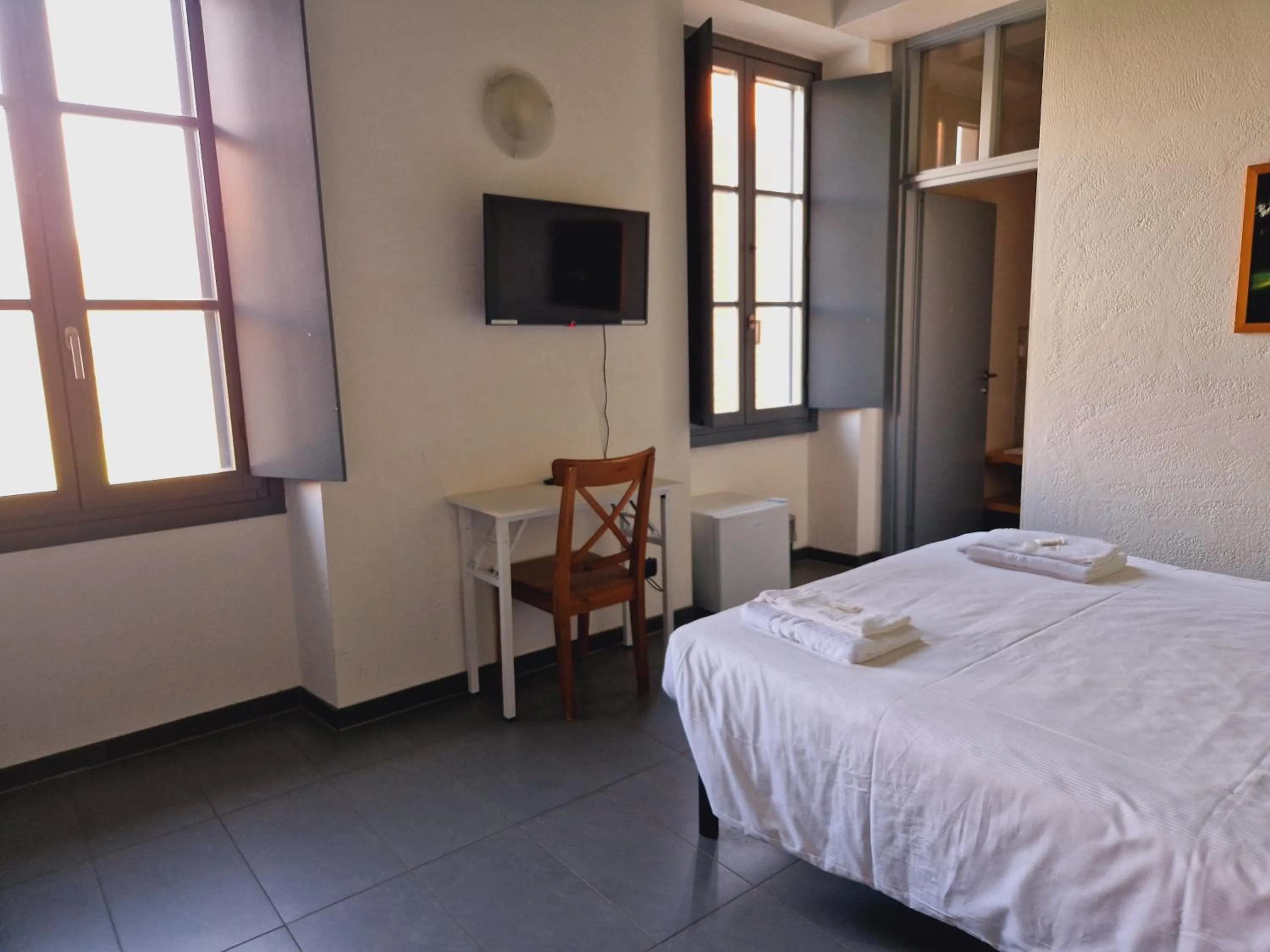 Bed in B&B e Ostello, Parco di Monza, CASCINA COSTA ALTA