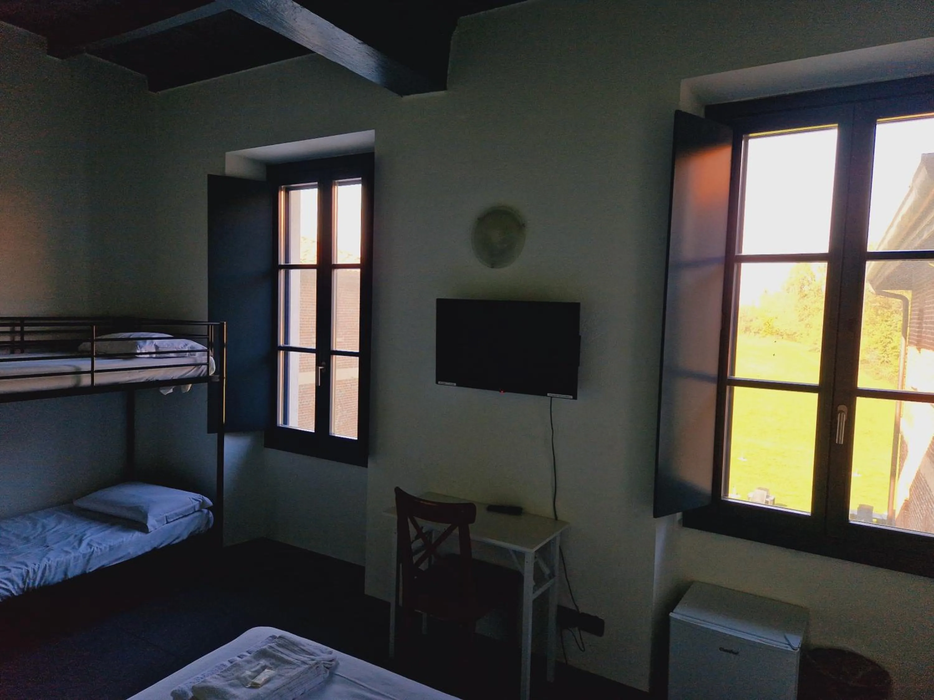 Bed in B&B e Ostello, Parco di Monza, CASCINA COSTA ALTA