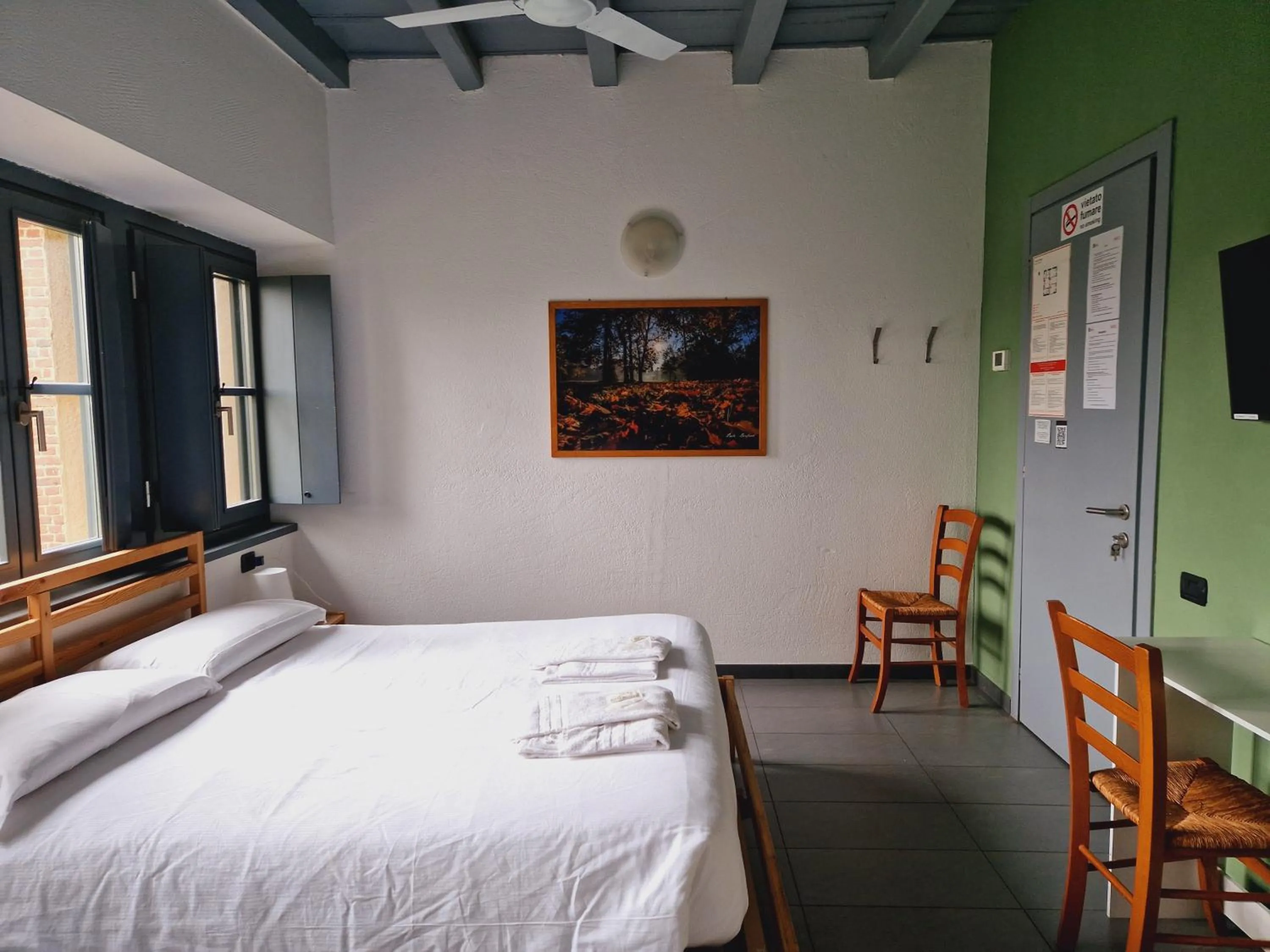 Bed in B&B e Ostello, Parco di Monza, CASCINA COSTA ALTA