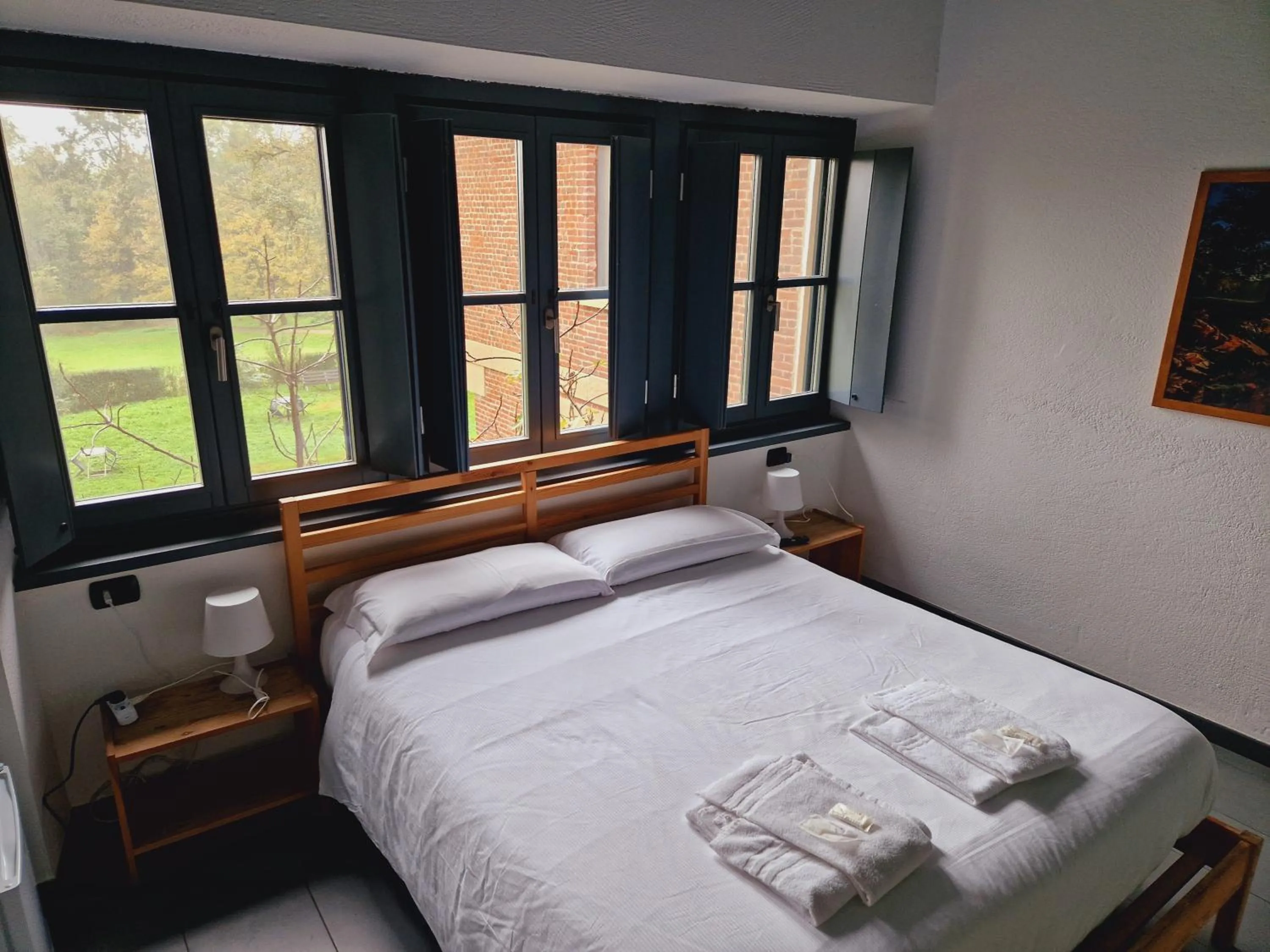 Bed in B&B e Ostello, Parco di Monza, CASCINA COSTA ALTA