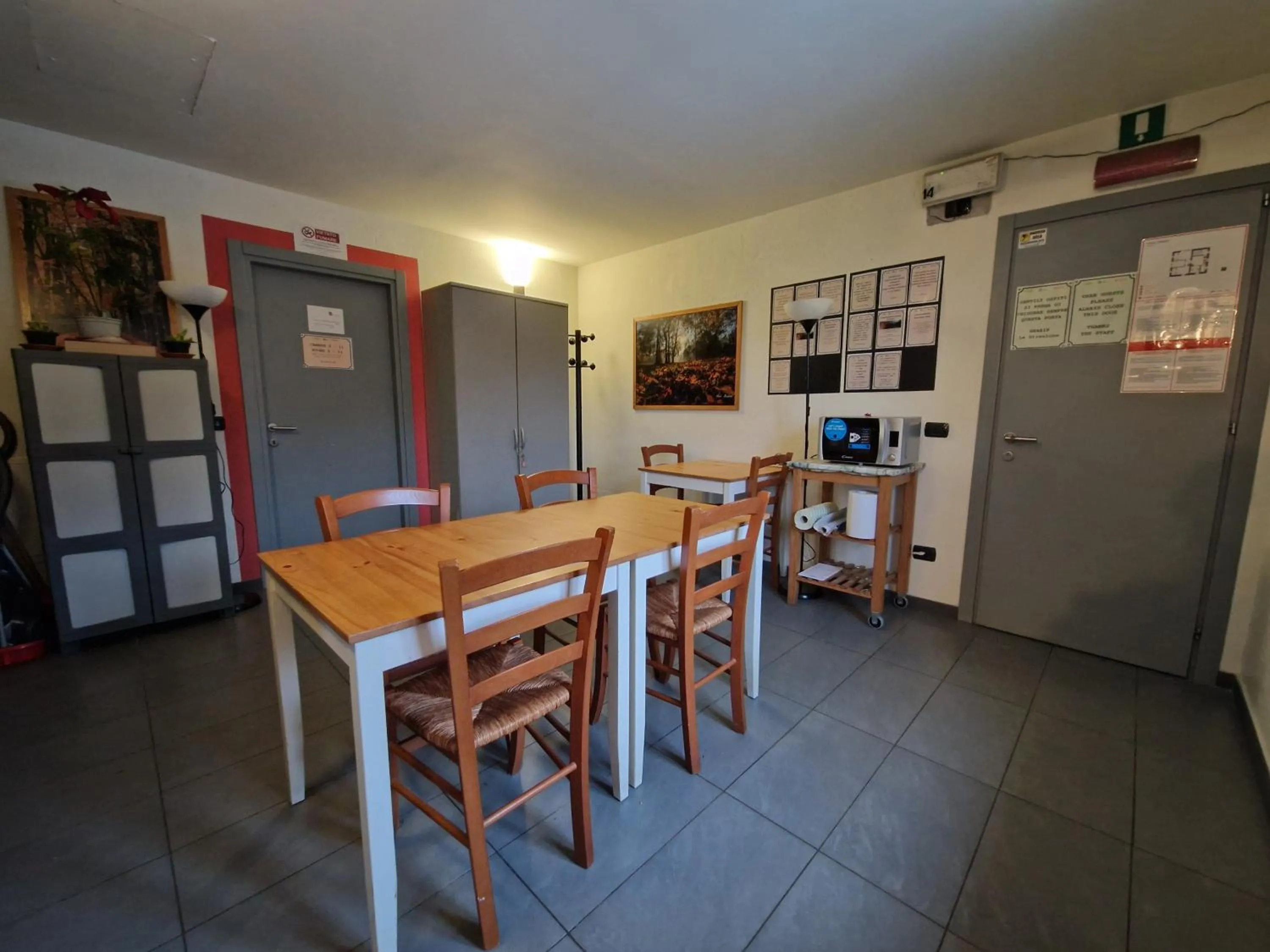 kitchen in B&B e Ostello, Parco di Monza, CASCINA COSTA ALTA