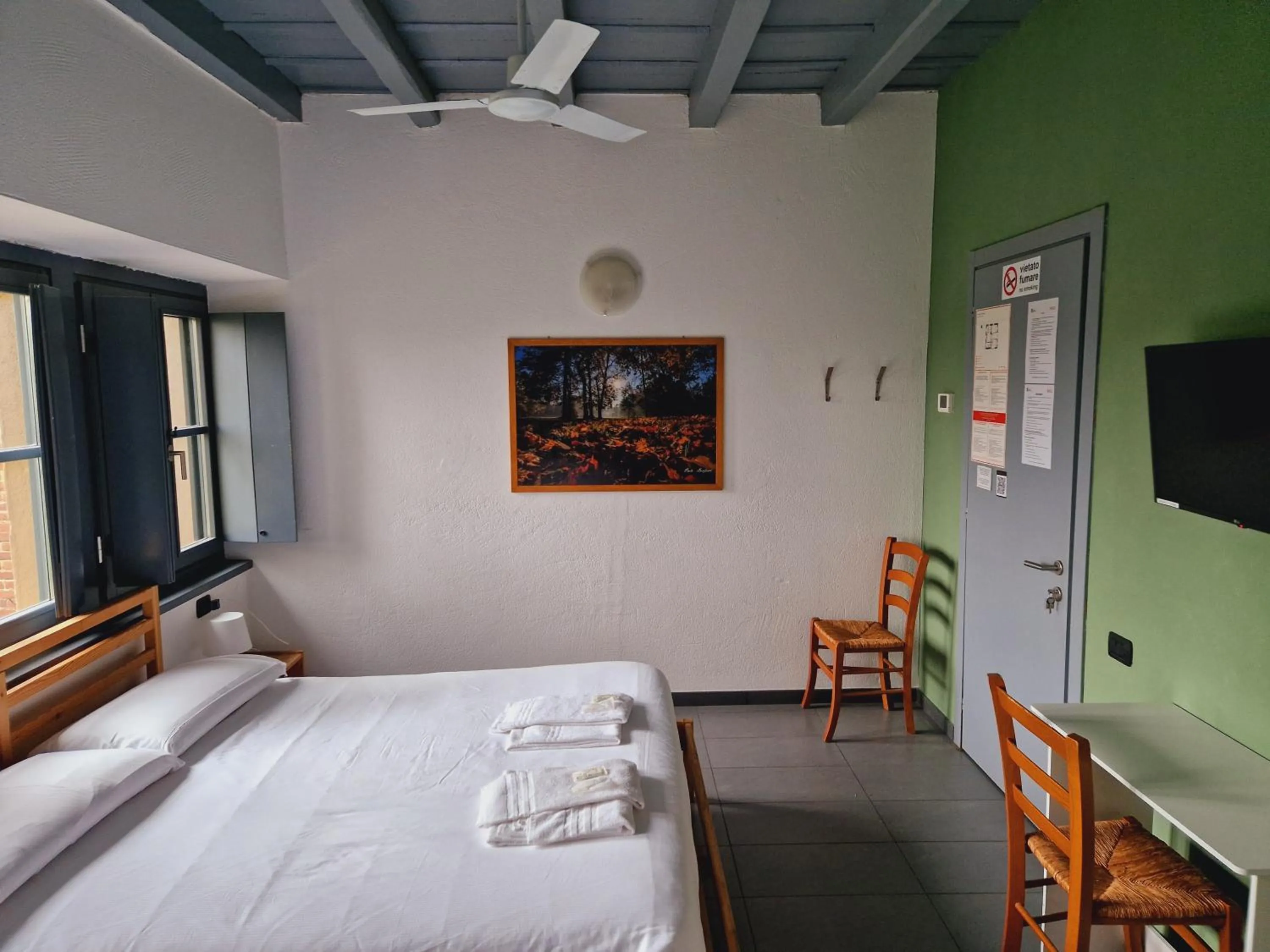 Bed in B&B e Ostello, Parco di Monza, CASCINA COSTA ALTA