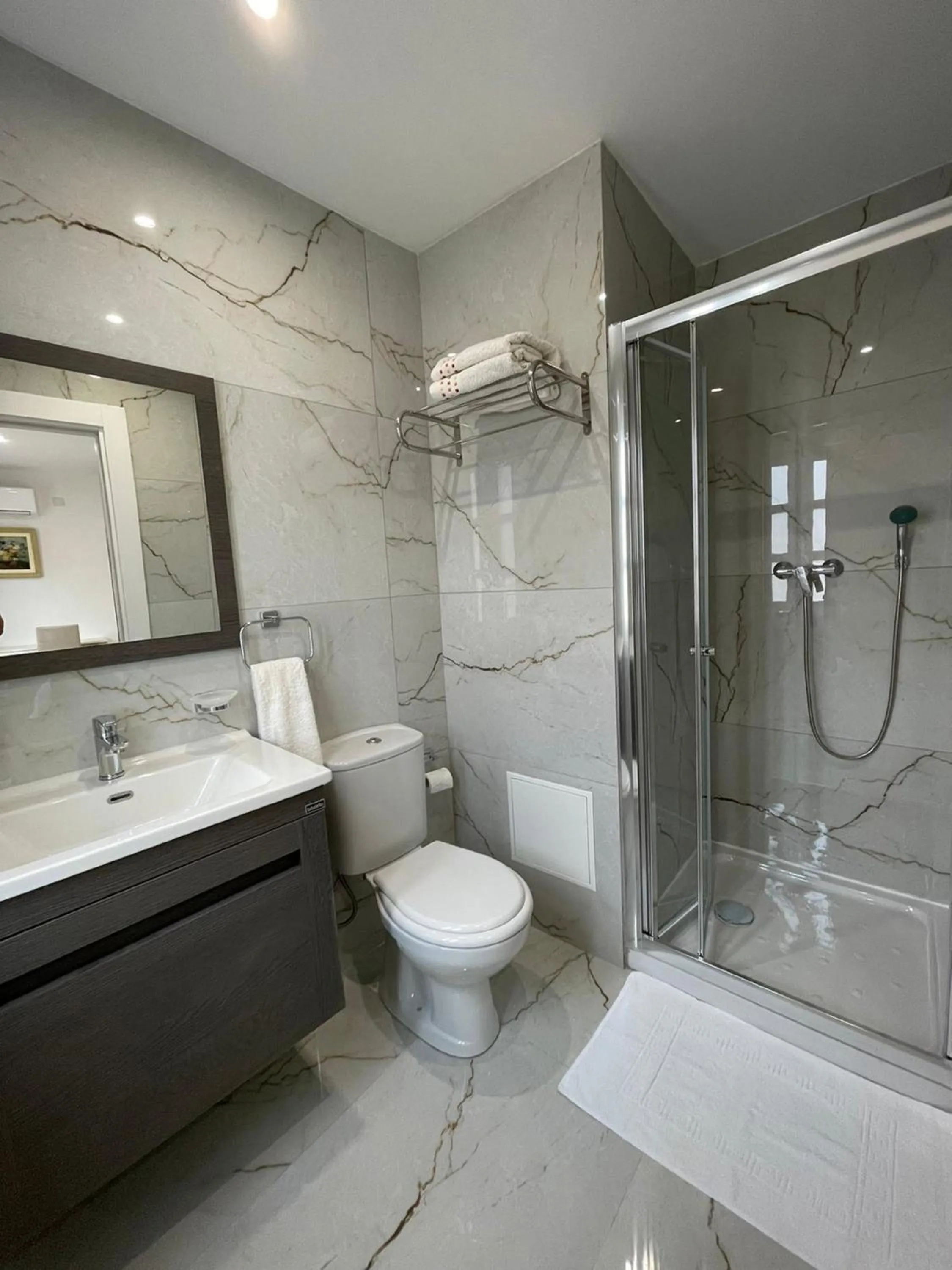 Bathroom in La Reggia Seaview Guesthouse