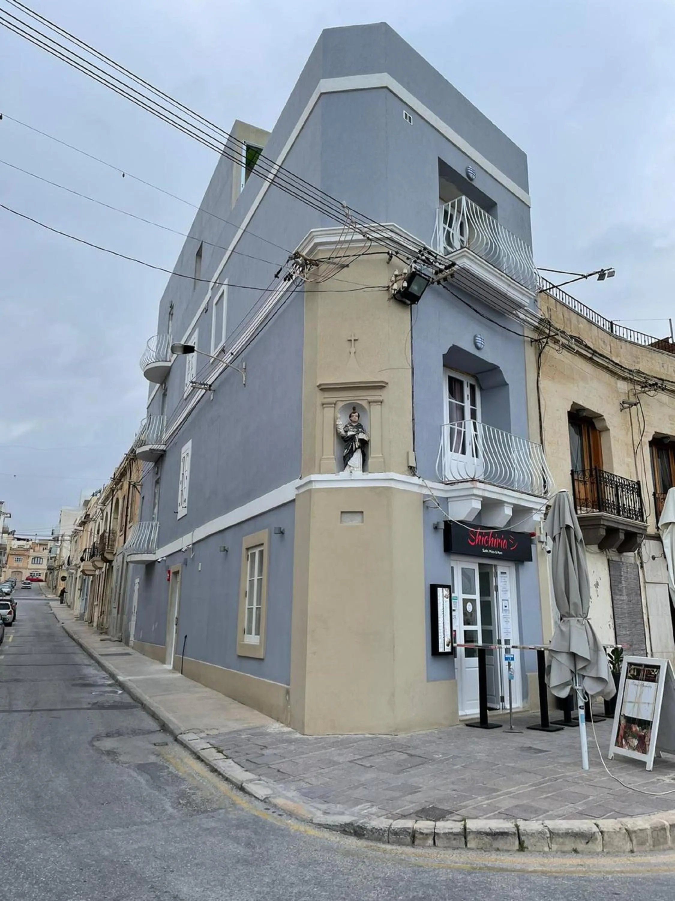 Property building in La Reggia Seaview Guesthouse