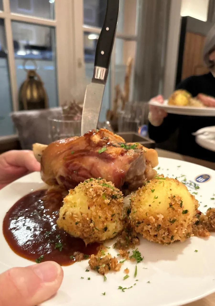 Restaurant/places to eat in Hotel-Hofbräu am Stadtring