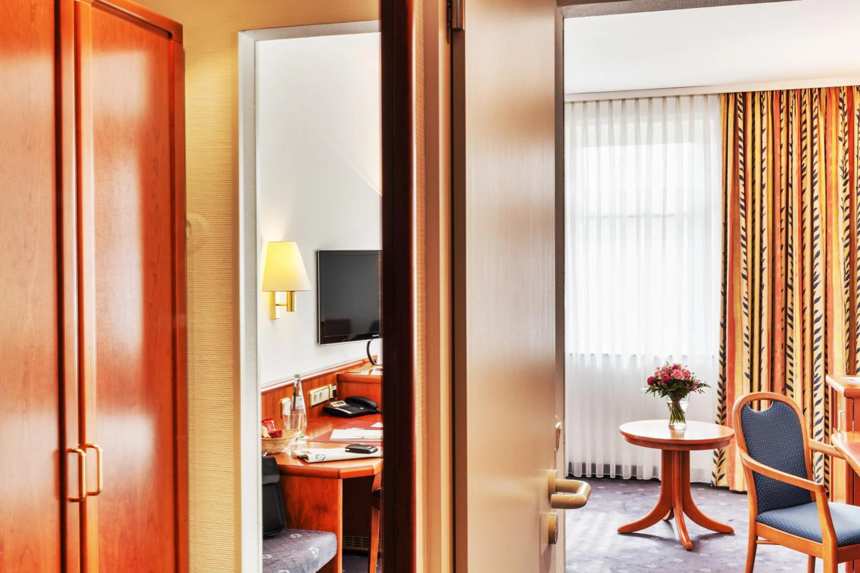 Decorative detail in Trans World Hotel Columbus