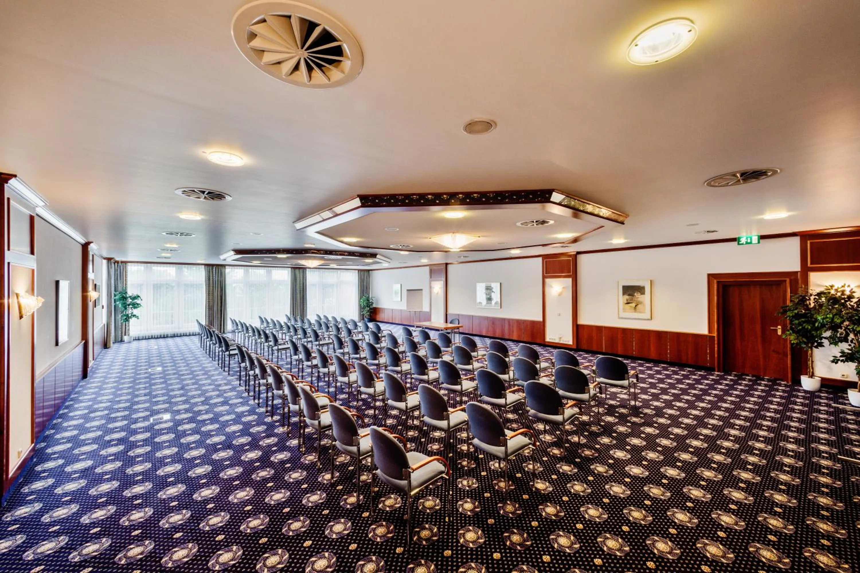 Business facilities in Trans World Hotel Columbus