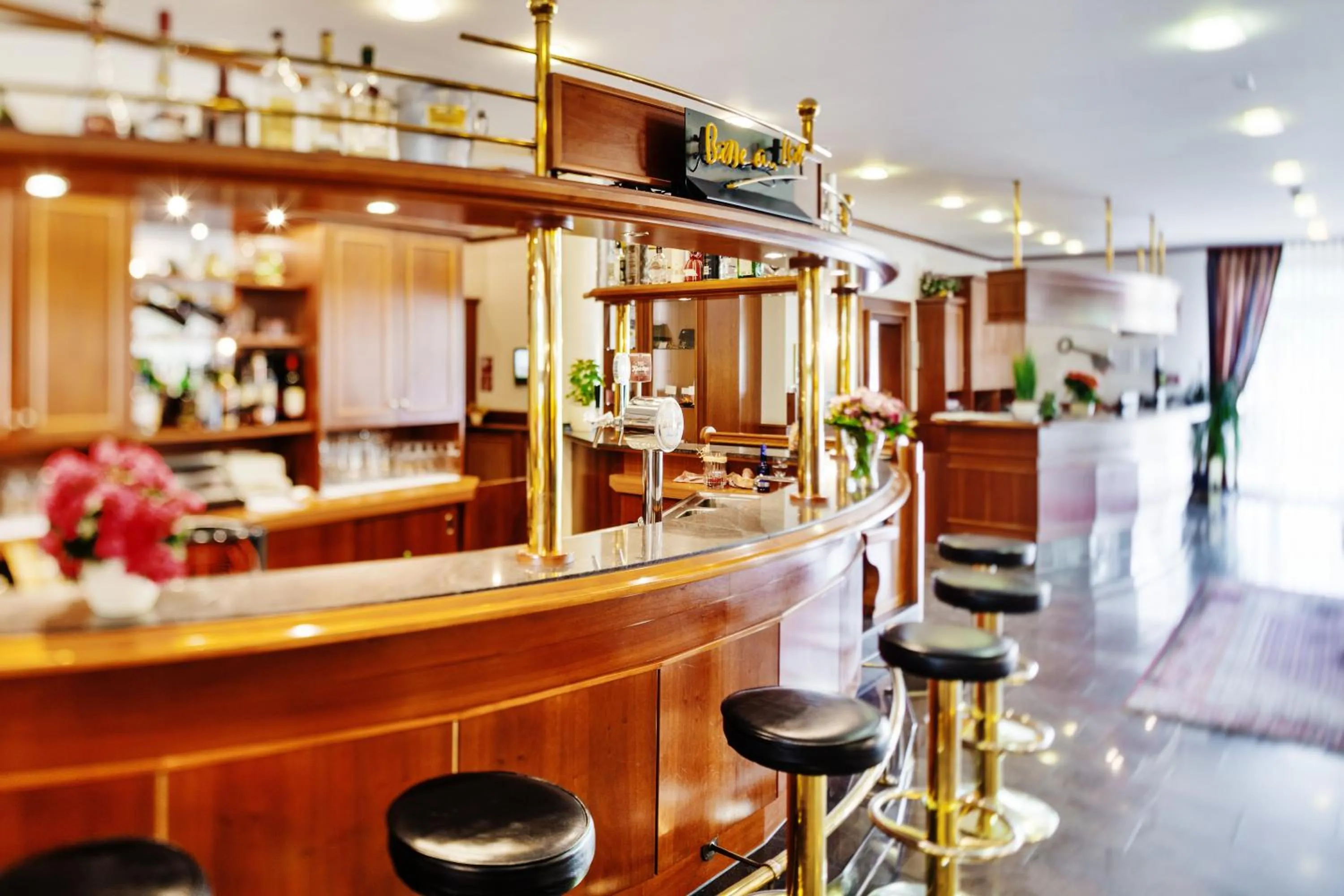 Lobby or reception in Trans World Hotel Columbus