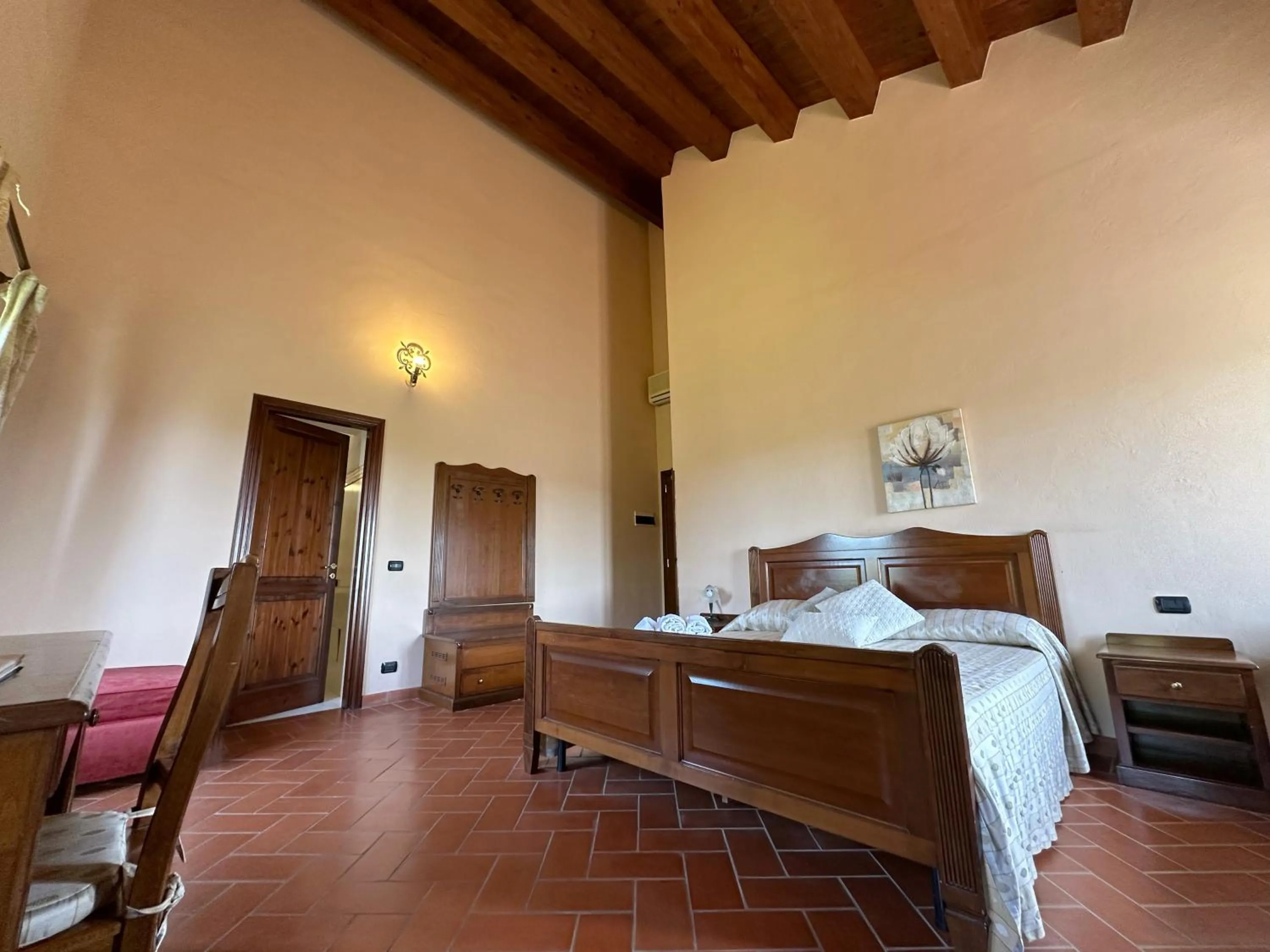 Bed in Hotel Lady Lusya