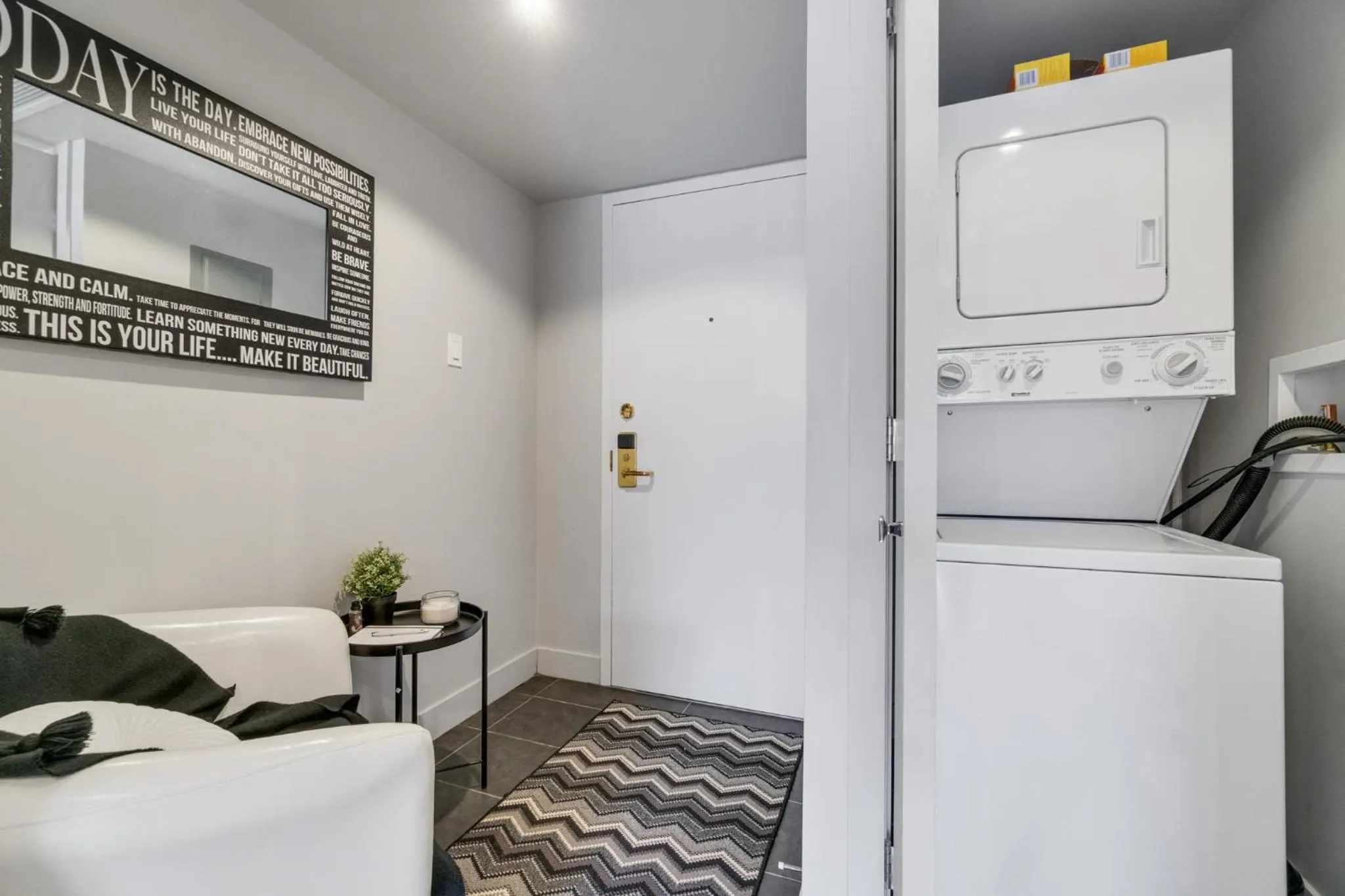 Facade/entrance in INITIAL - ÉVASION NATURE - Mont-Sainte-Anne