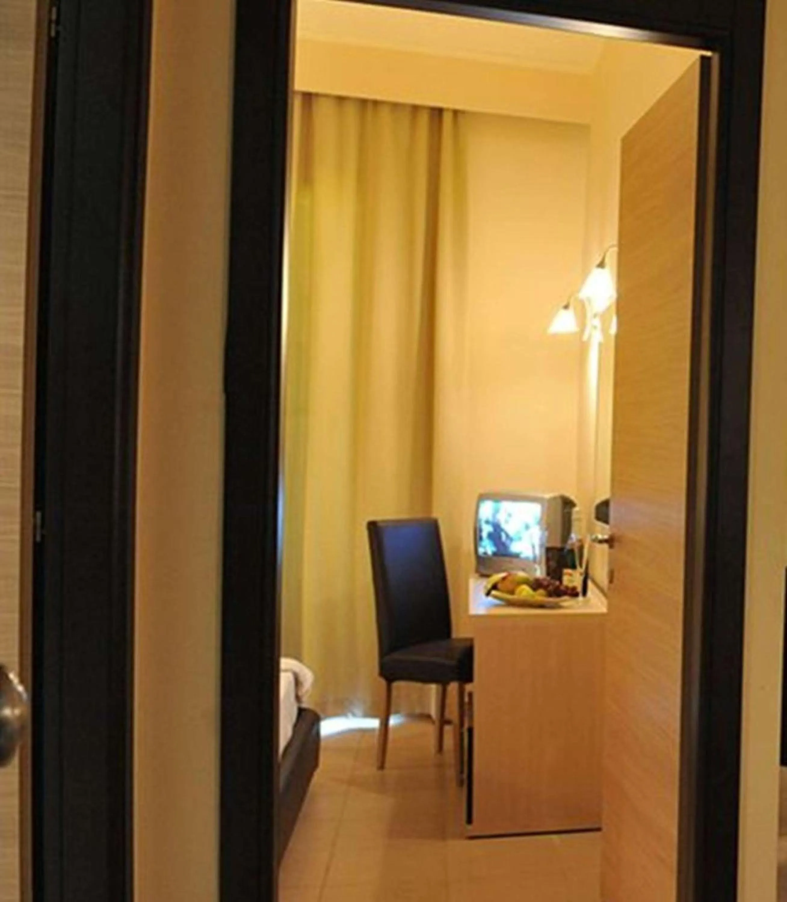 TV and multimedia in Santa Helena Hotel