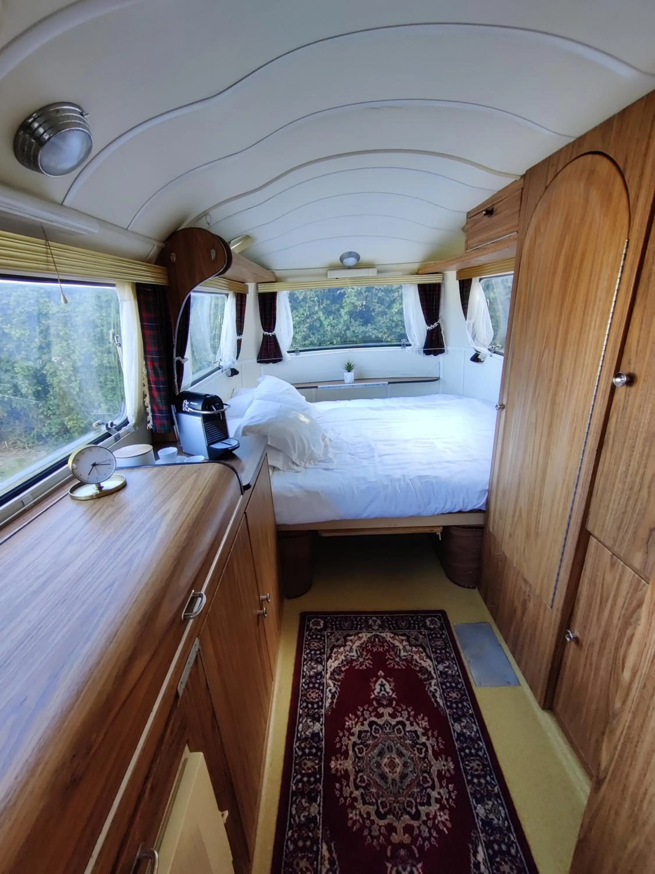 Photo of the whole room, Bed in Flandrien Hotel