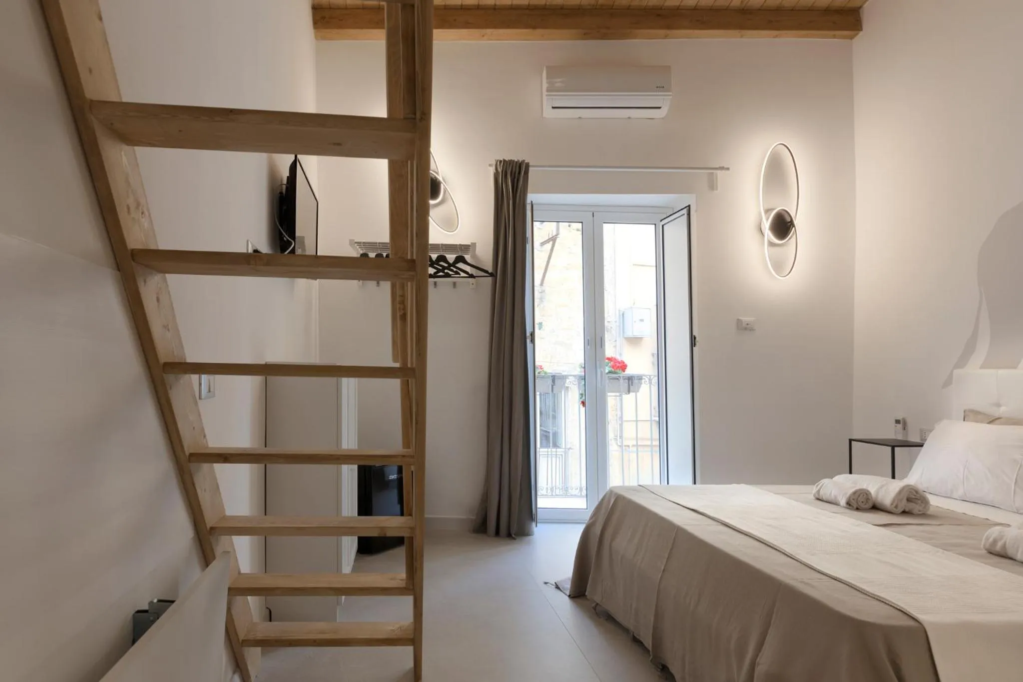 Bed in Sicily Dreams Luxury