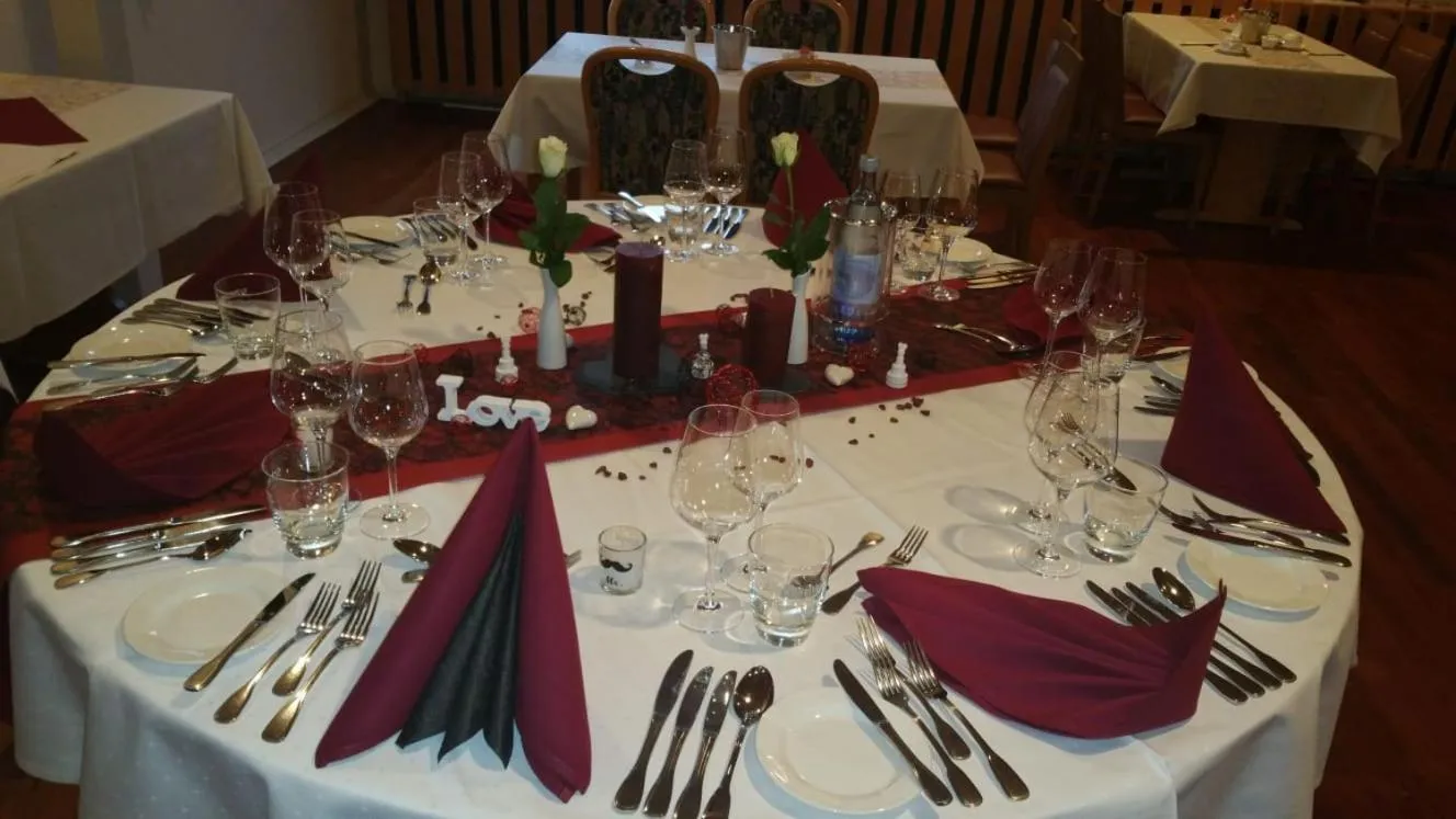 Hosser's Hotel Restaurant