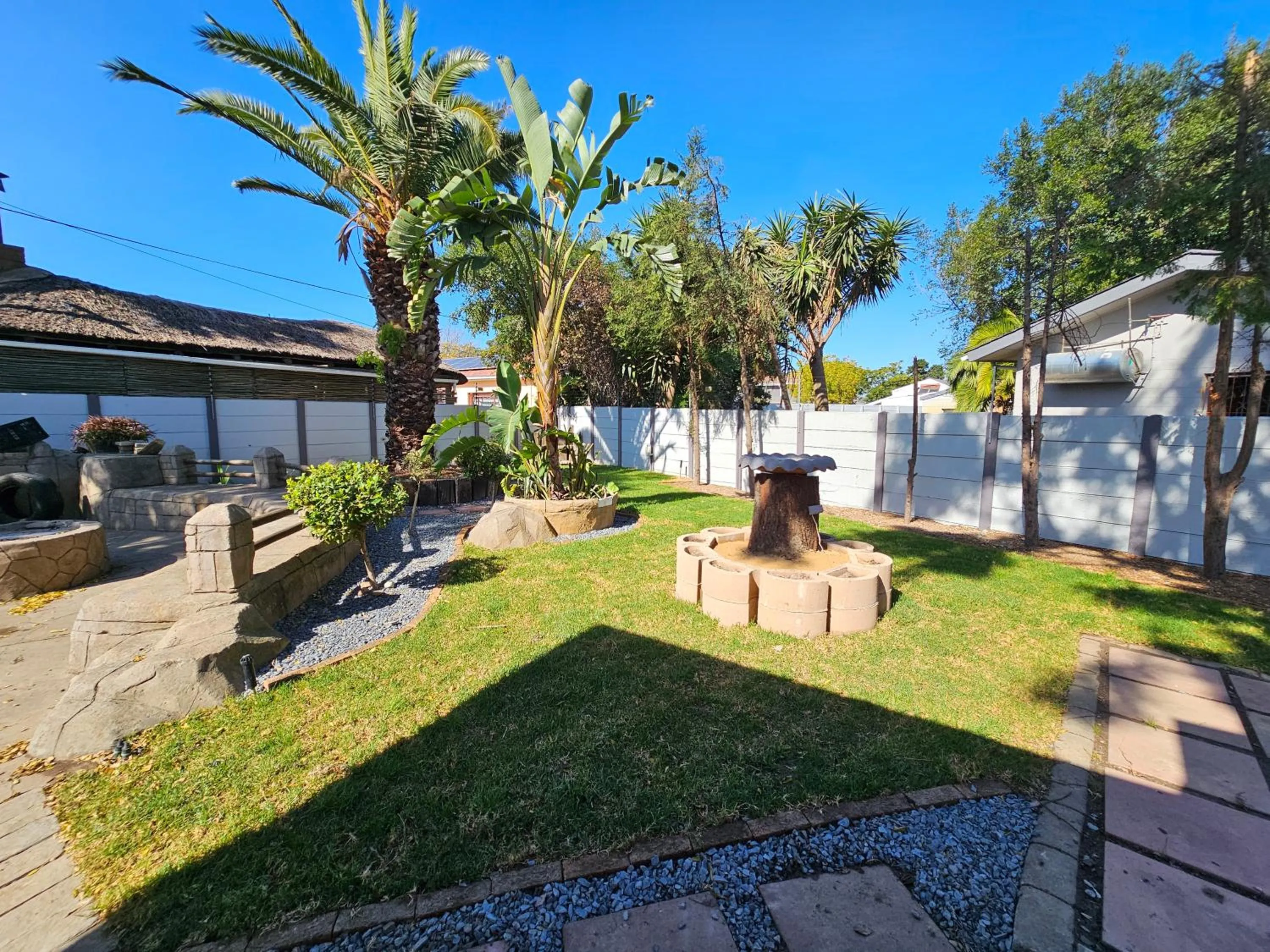 Garden view in Balmoral Lodge