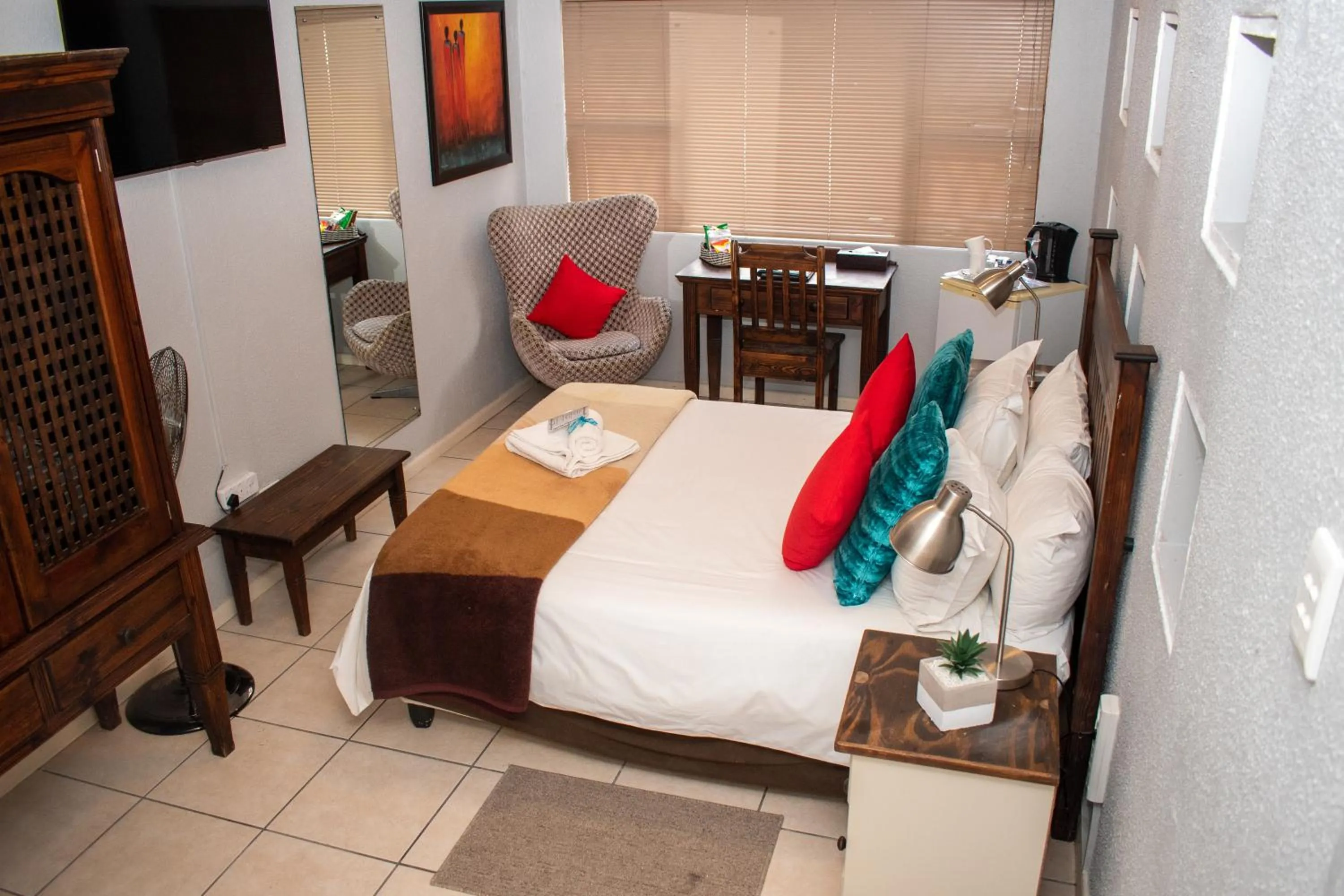 Coffee/tea facilities, Bed in Balmoral Lodge