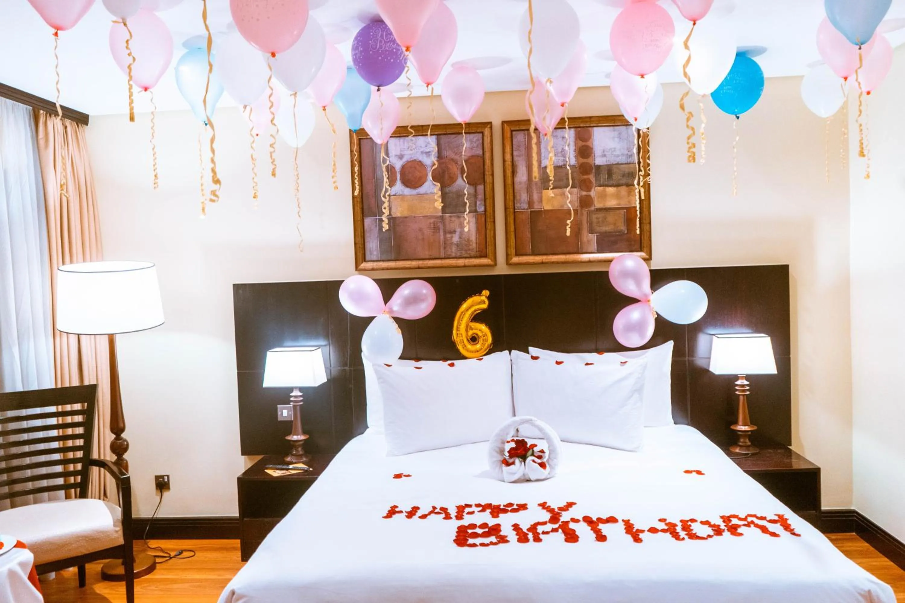 Bed in Mount Meru Hotel