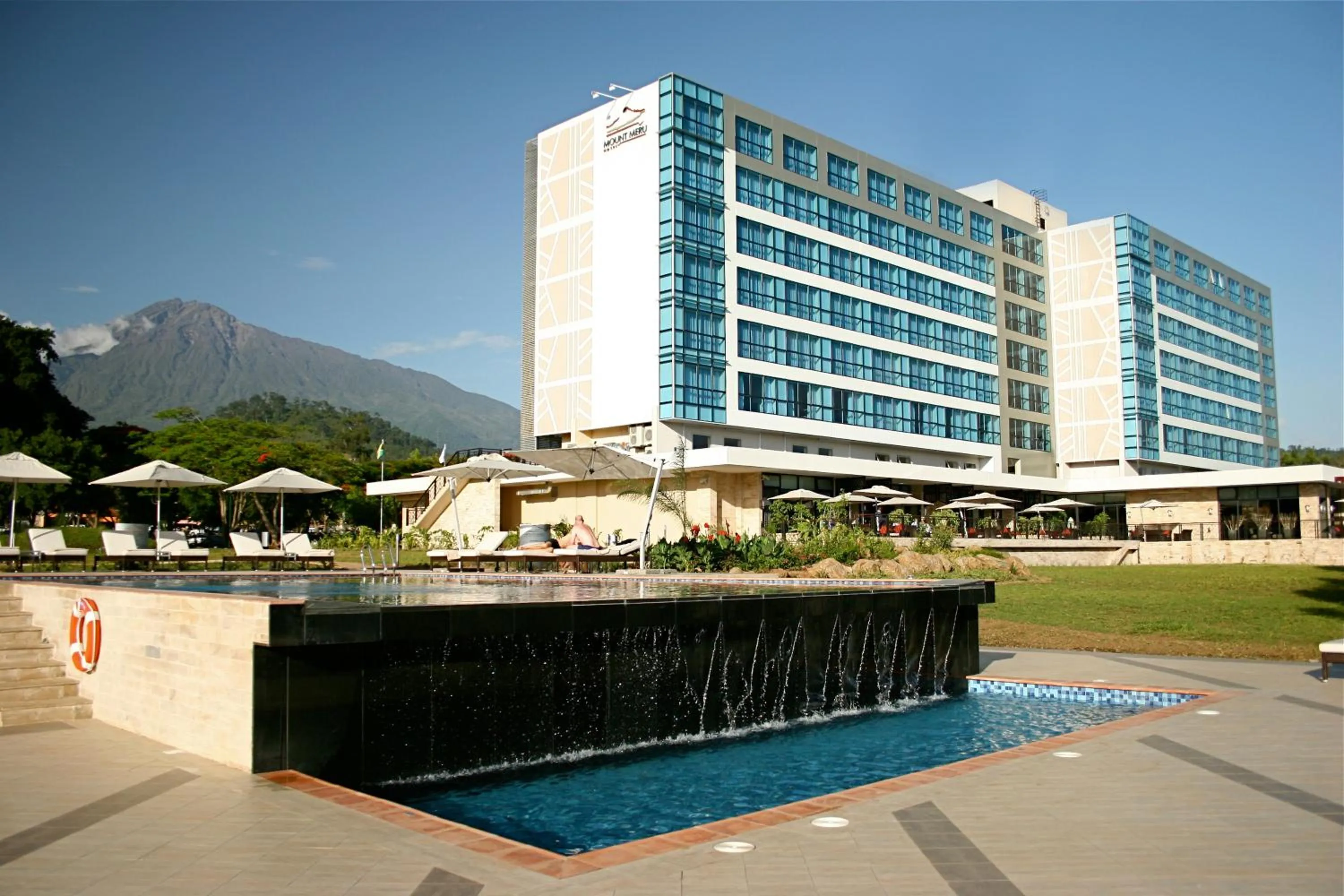 Mountain view in Mount Meru Hotel