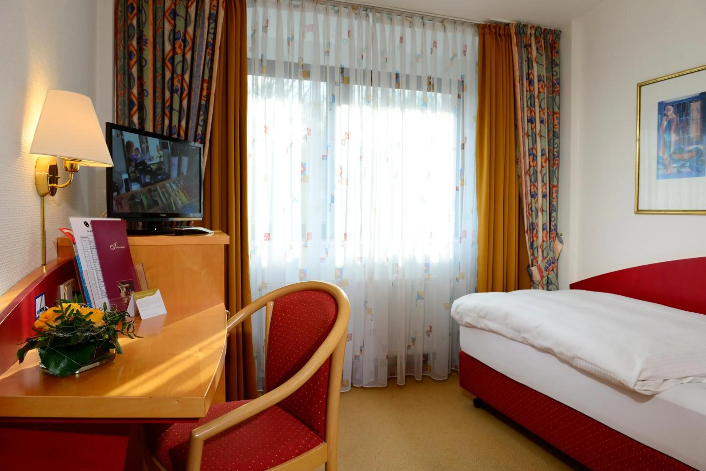 Day, Bed in Hotel Spiegel