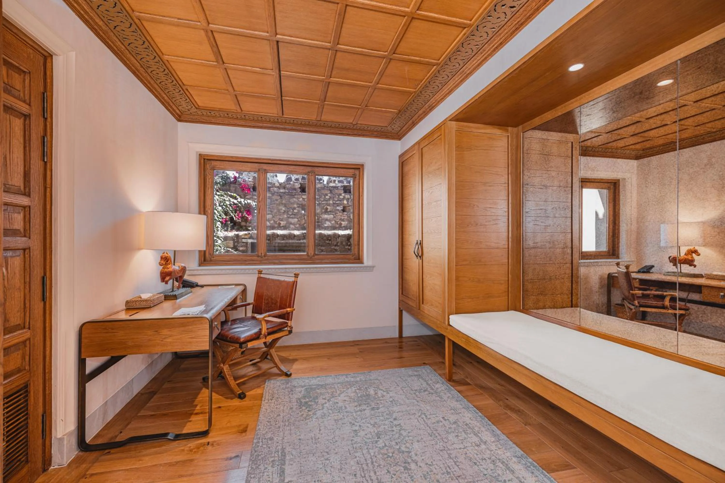 wardrobe, Bed in Six Senses Fort Barwara Sawai Madhopur