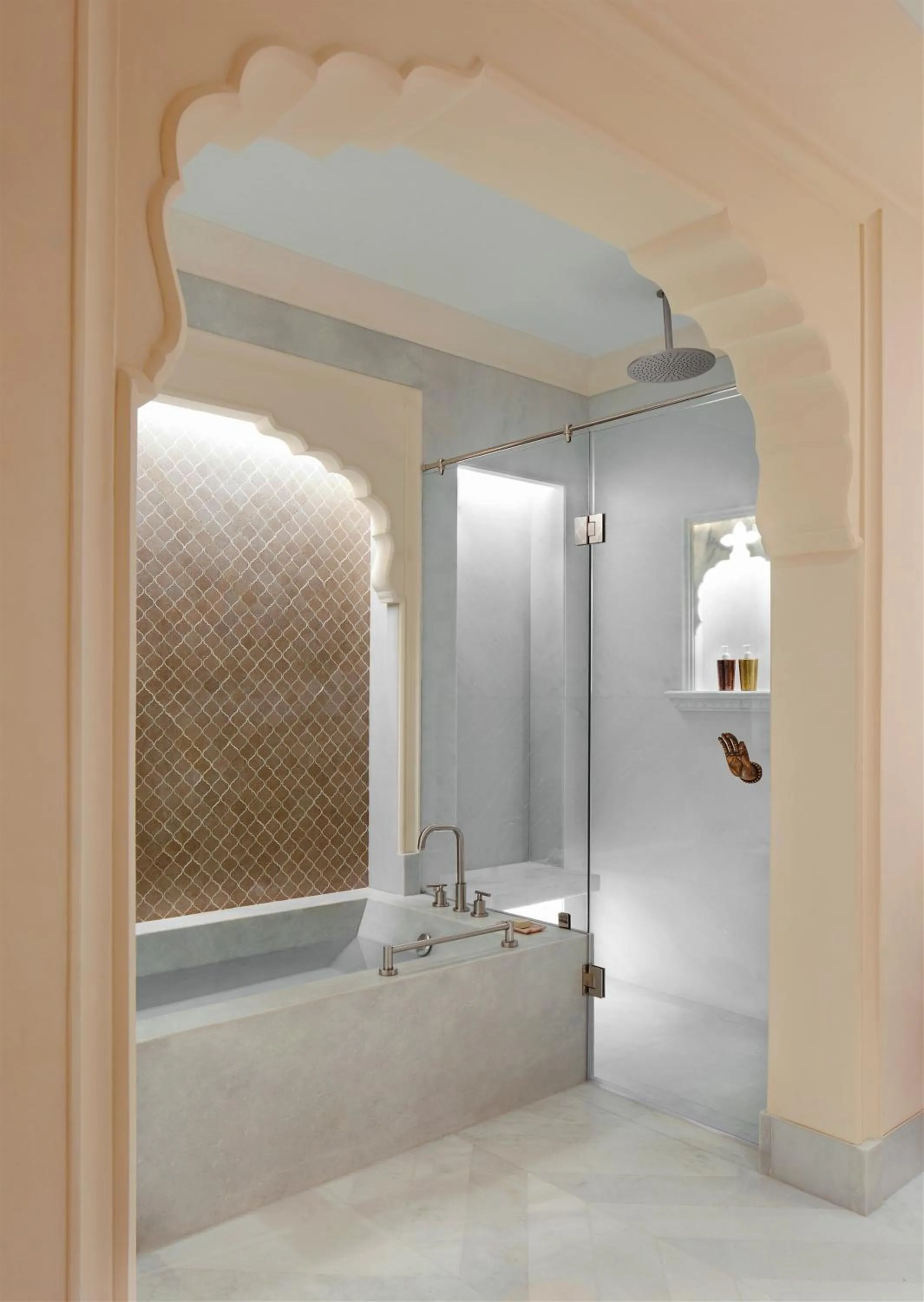 Bath, Bed in Six Senses Fort Barwara Sawai Madhopur