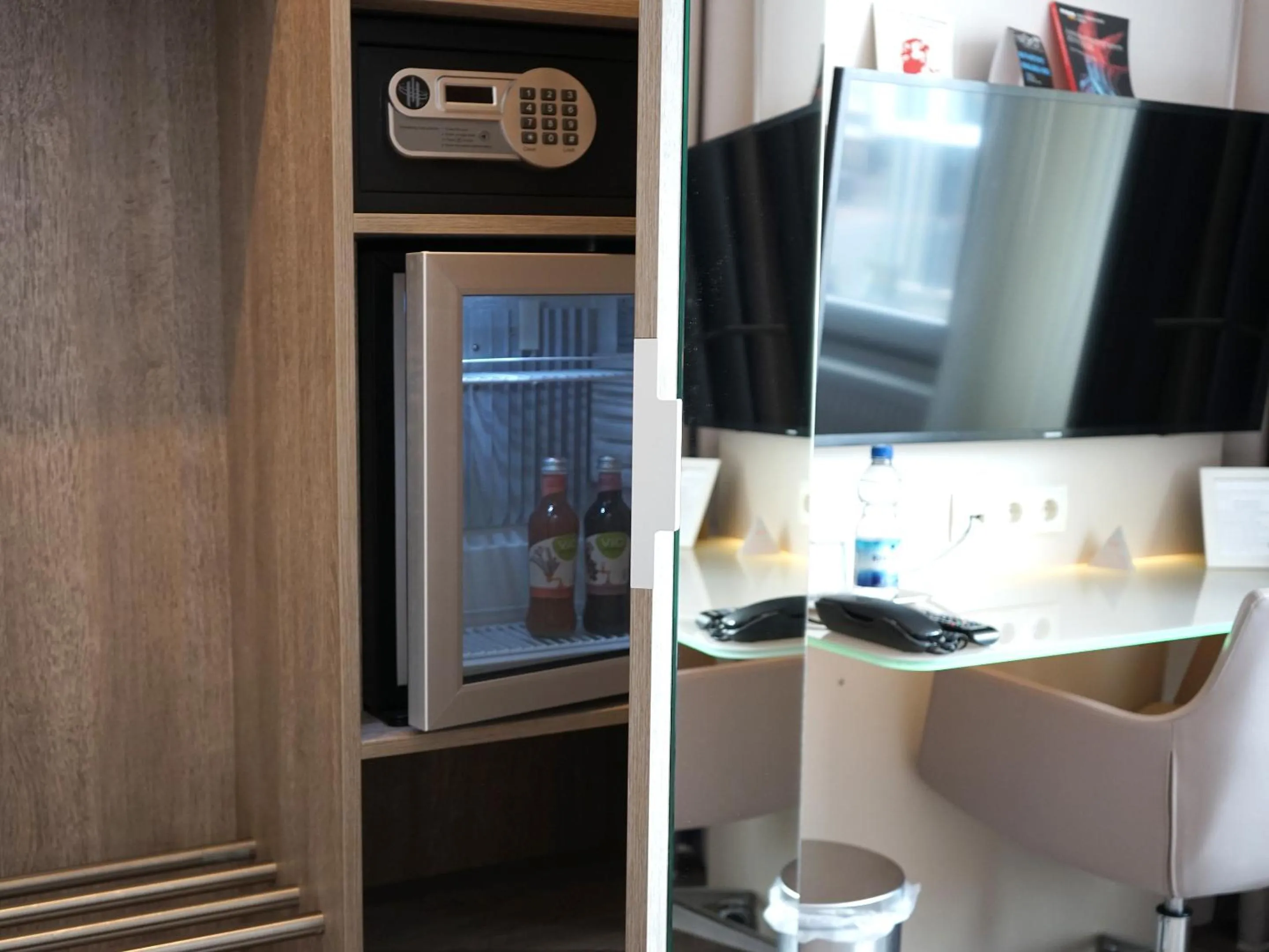 TV and multimedia in Hotel Bonn City