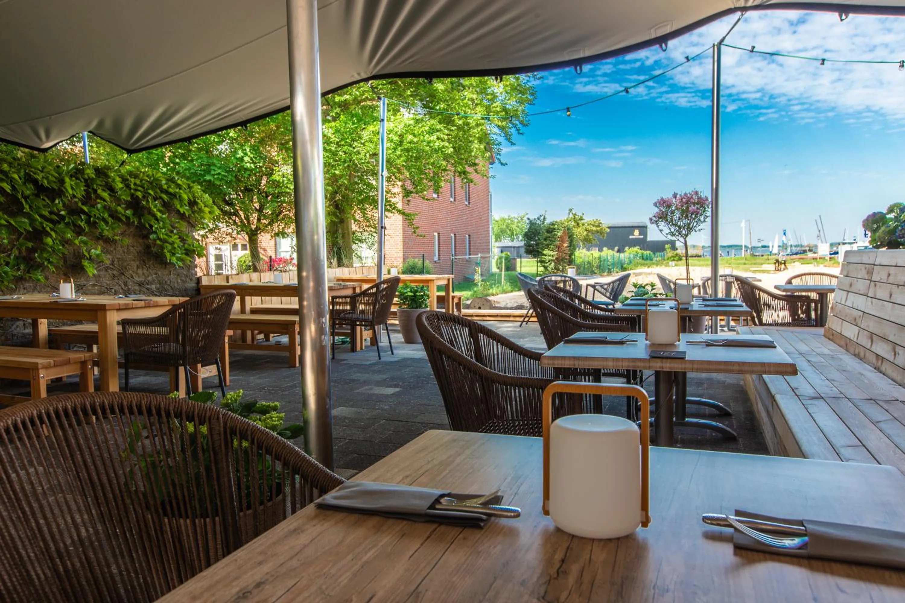 Restaurant/places to eat in Stratmanns Haus am See