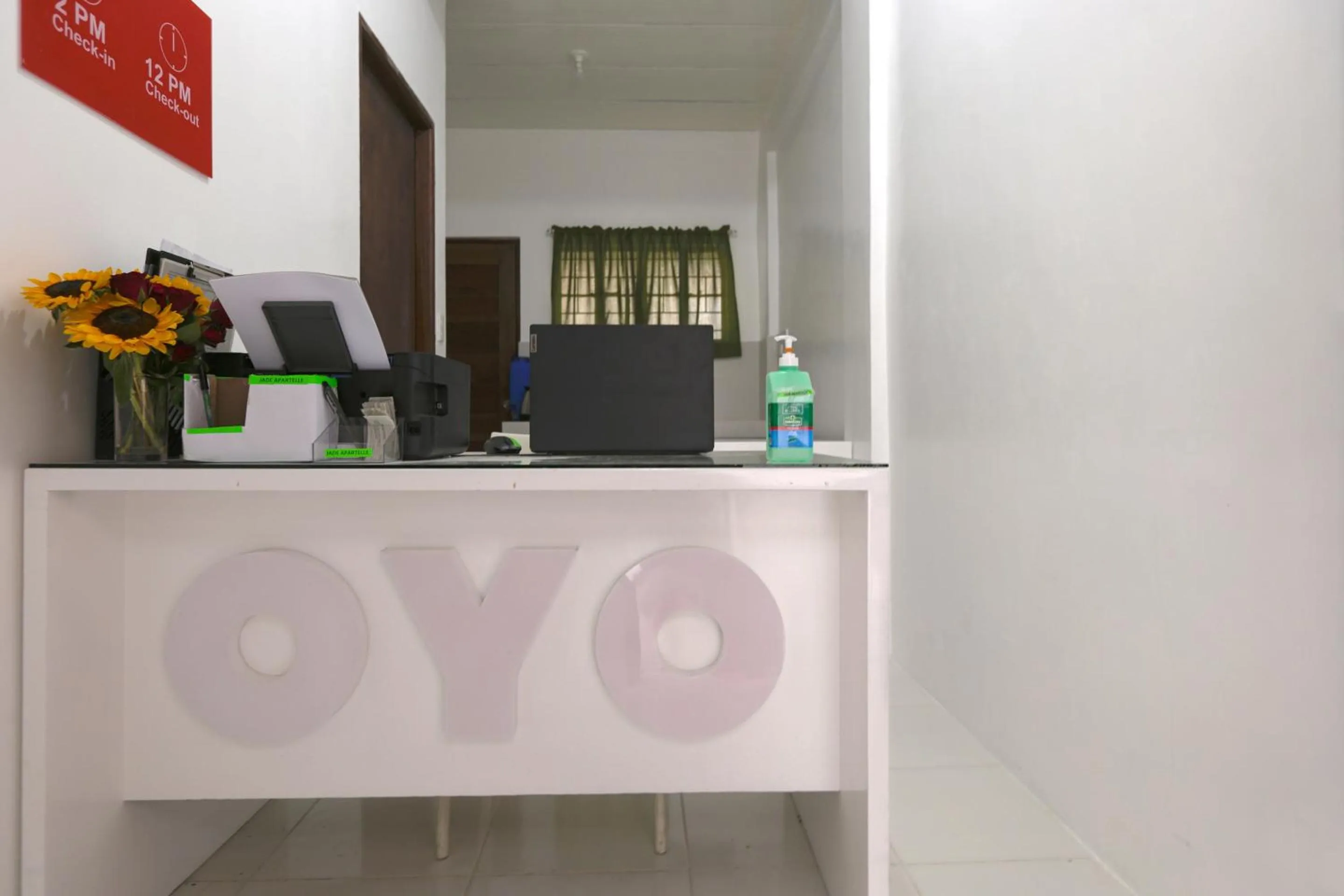 Lobby or reception in OYO 736 Jade Apartelle
