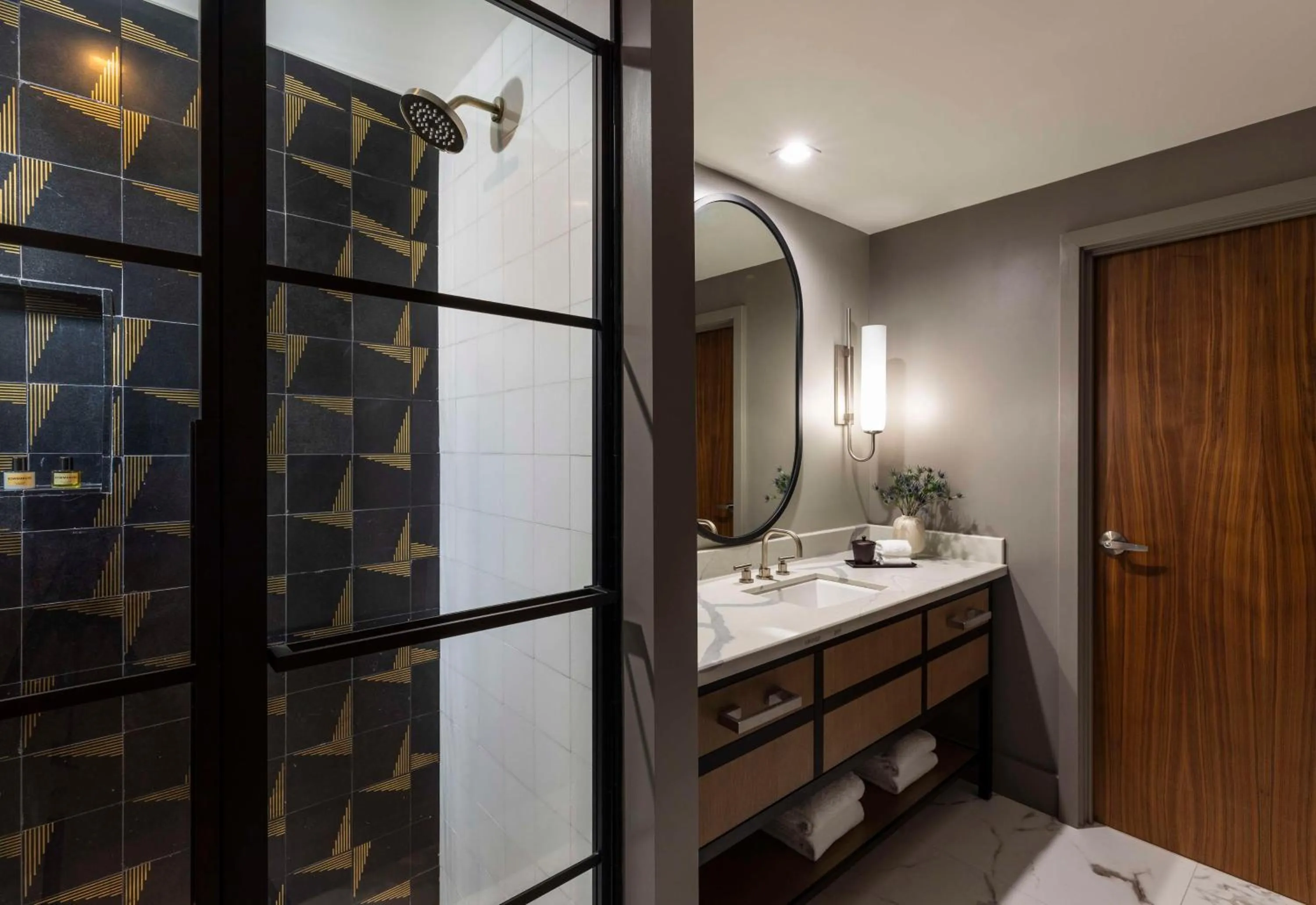 Bathroom in Thompson Savannah, by Hyatt