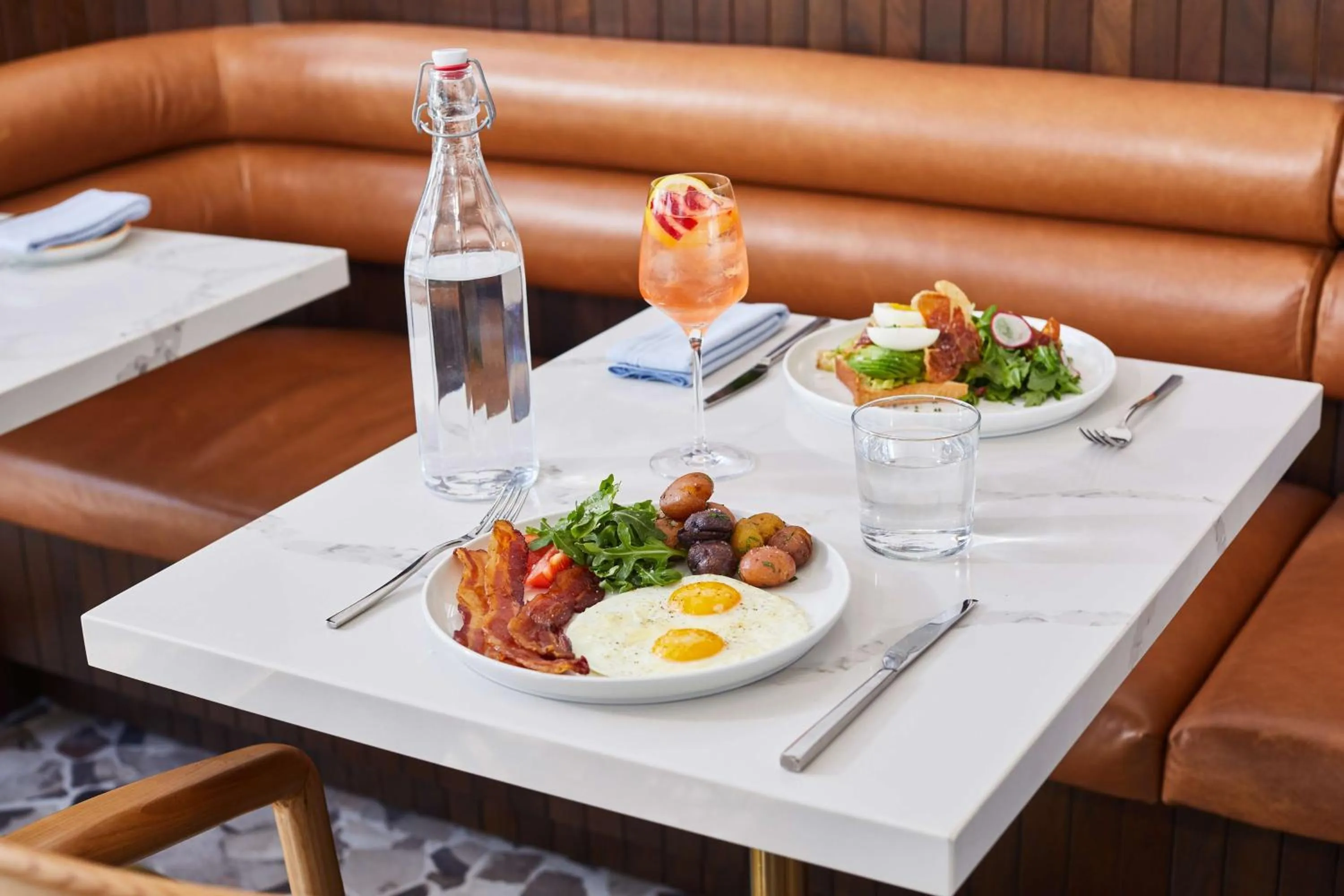 Restaurant/places to eat in Thompson Savannah, by Hyatt